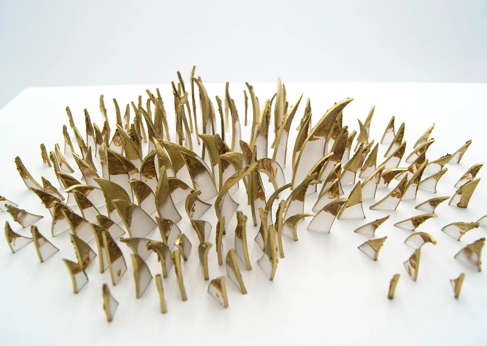 dp3d070-parted-mane-detail3.jpg