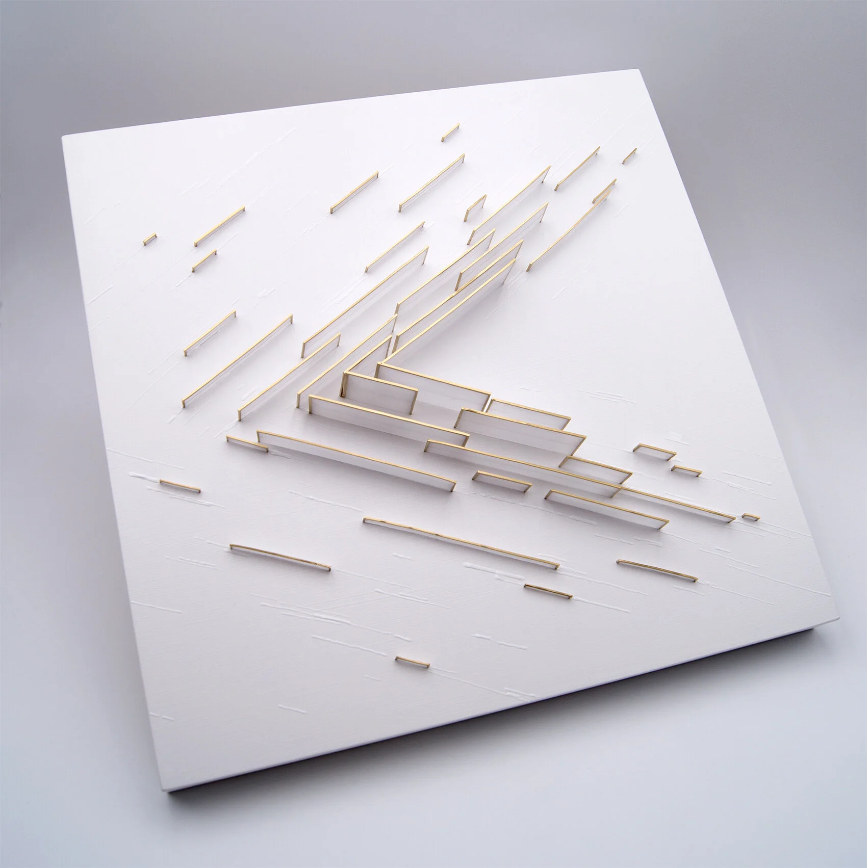 dp3d097-logograph-p-angle-lt.jpg