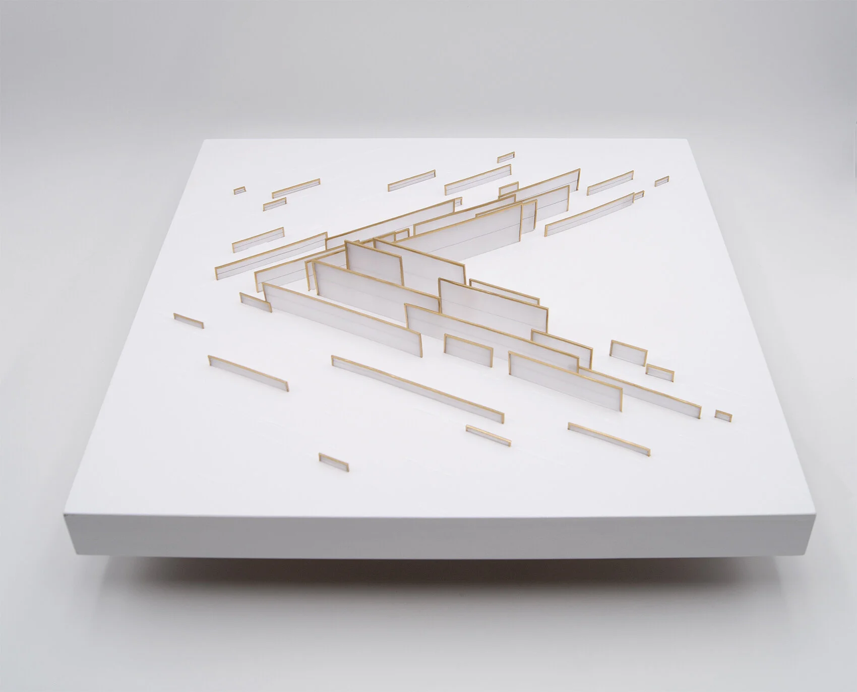 dp3d097-logograph-p-edge-lt.jpg