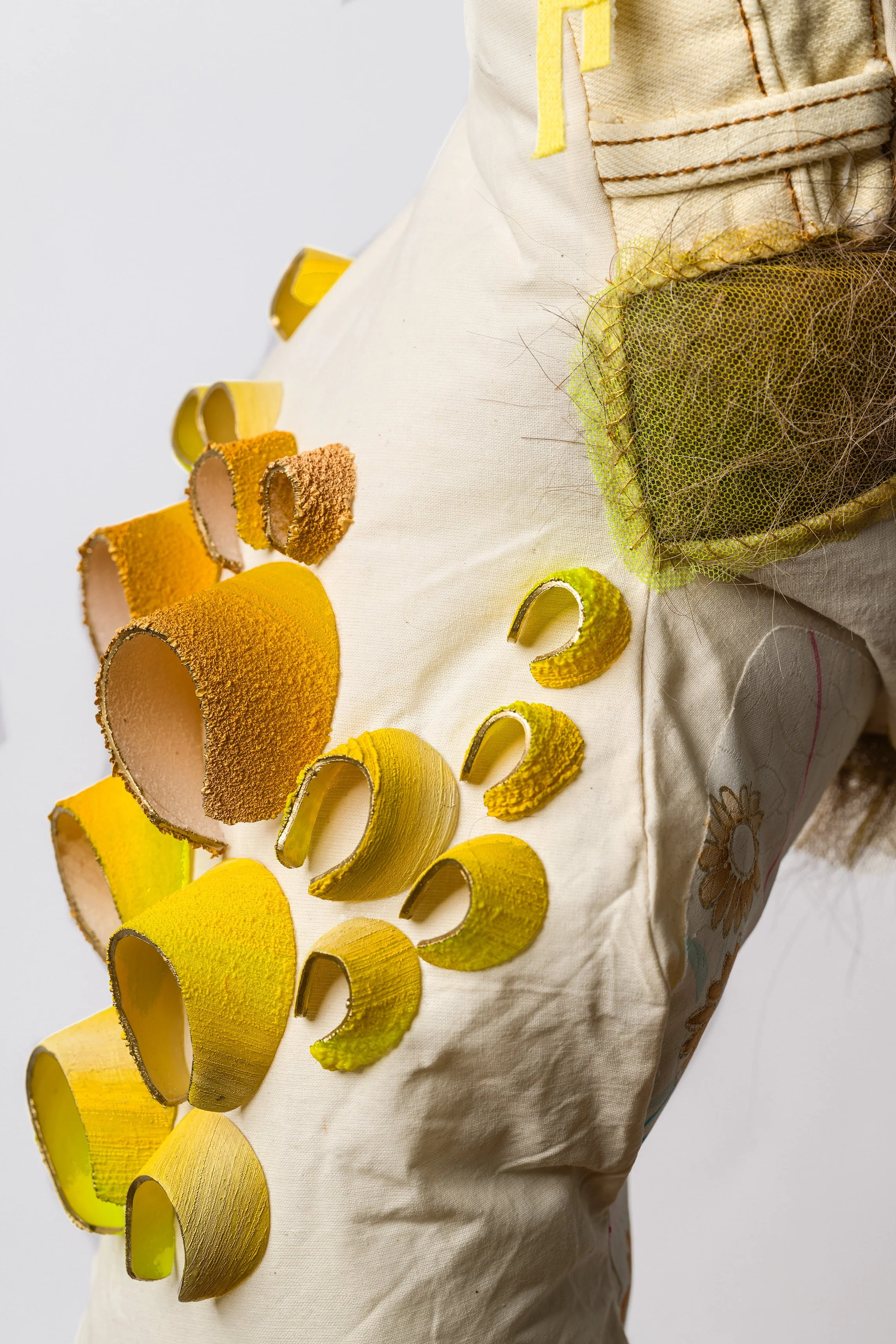 sdlc012-rigging-plate-yellow-detail.jpg