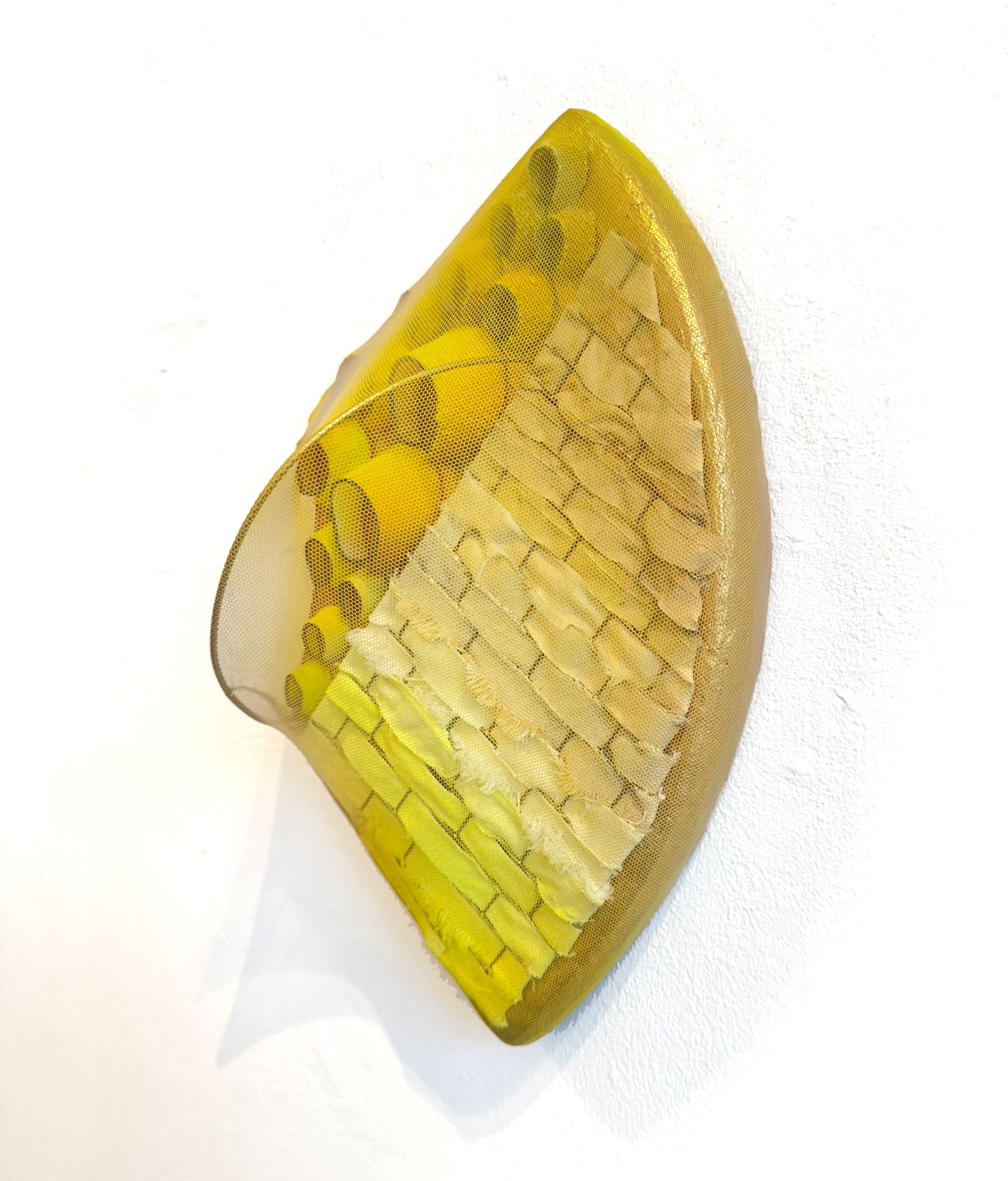 sdlc021-gullet-gold-woven-angle1.jpg
