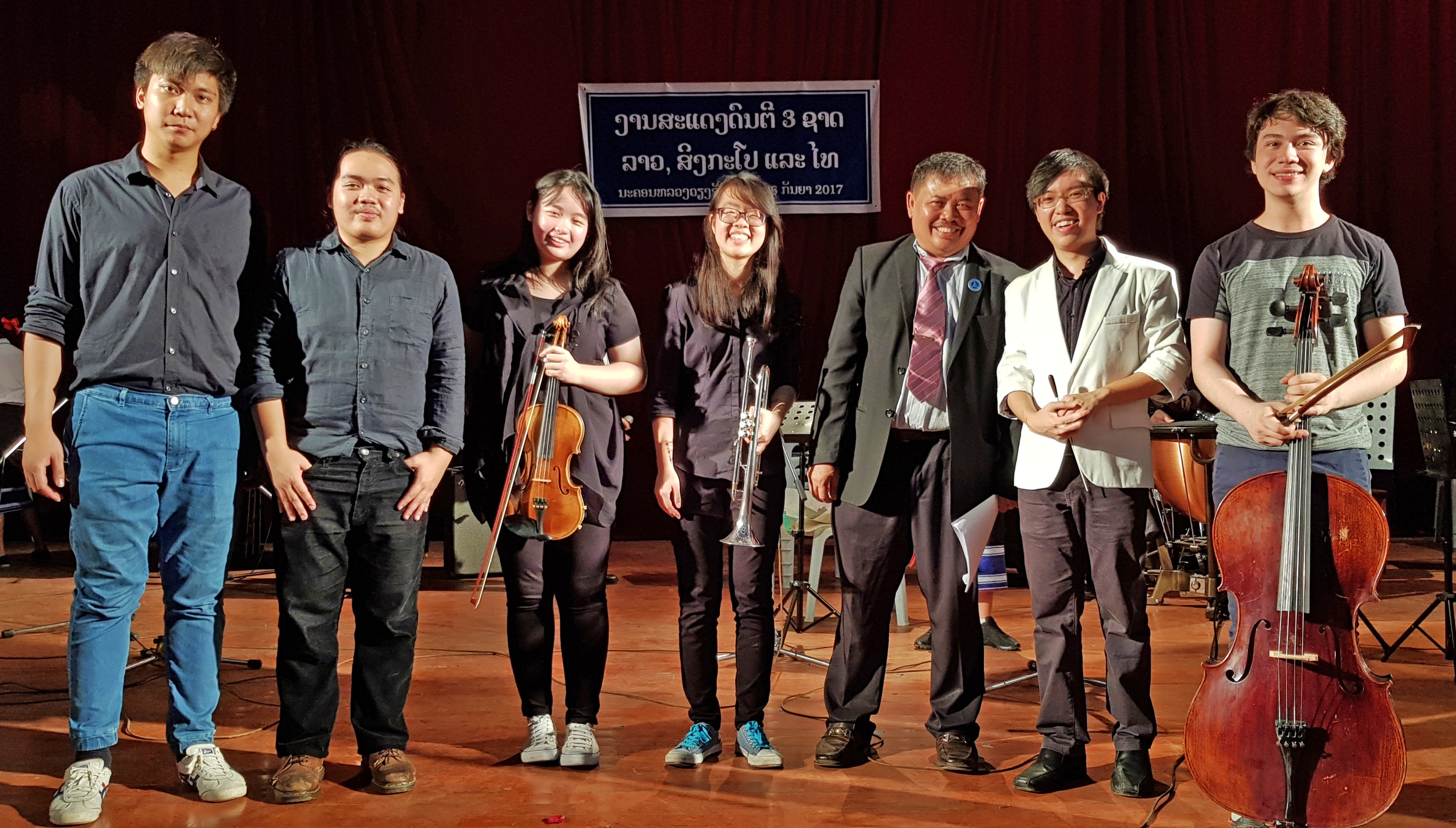 From left: Jirajet Thawornsiri, Chaiyaphat Prempree, Ho Qian Hui, Lee Jia Yi, Mr Saveng (Co-ordinator from NLDMS), Sulwyn Lok and Noah Diggs