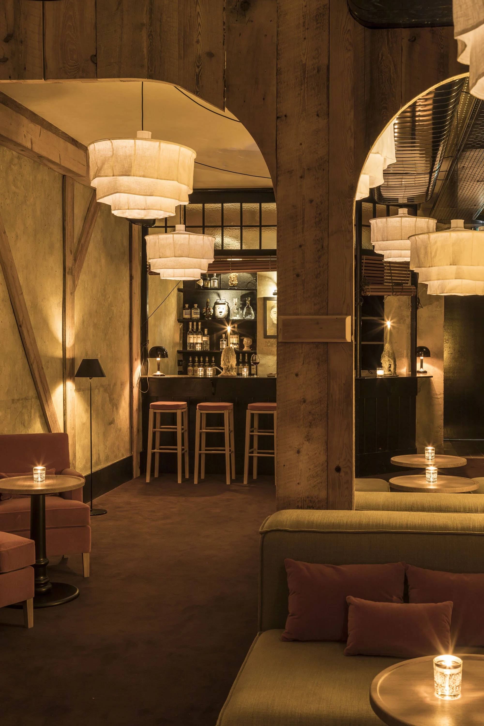 Bar en rotin et bambou vintage vers 1970