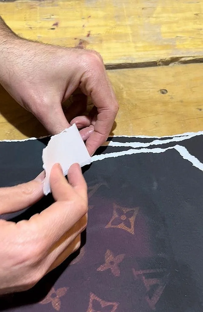 GABRIEL MORENO ARTIST, GABRIEL MORENO ARTWORKS, BUY ART, ARTWORKS CONTEMPORANY ART, REALISM ART, PRINTS, LIMITED EDITION, ARTWORKS PENCIL, SALES ART, ARTIST CONTEMPORANY, ART FAIR MIAMI