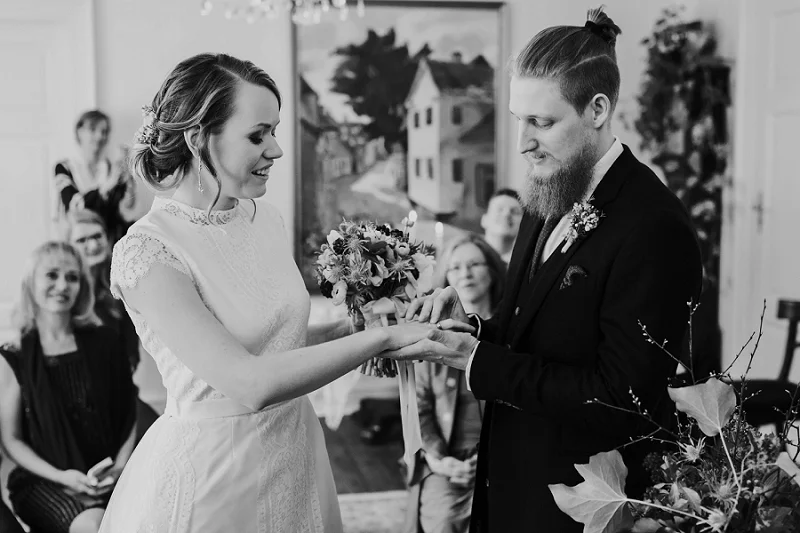 Intimate-winter-wedding-in-denmark (18).jpg