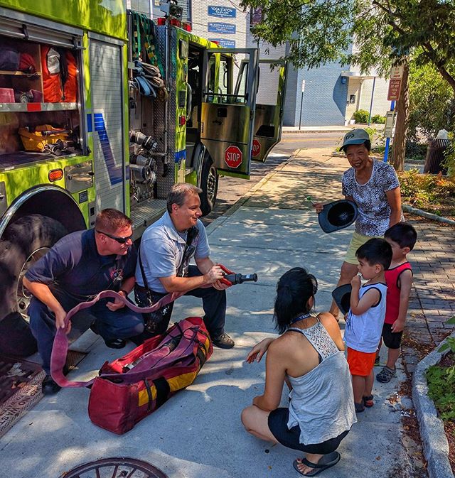 Hartsdale Engine 170 crew had a few visitors this morning after a run on E. Hartsdale Ave. #greenburghfirefighters #communityoutreach #iaff #hartsdalefire #hereforyou #greenburgh