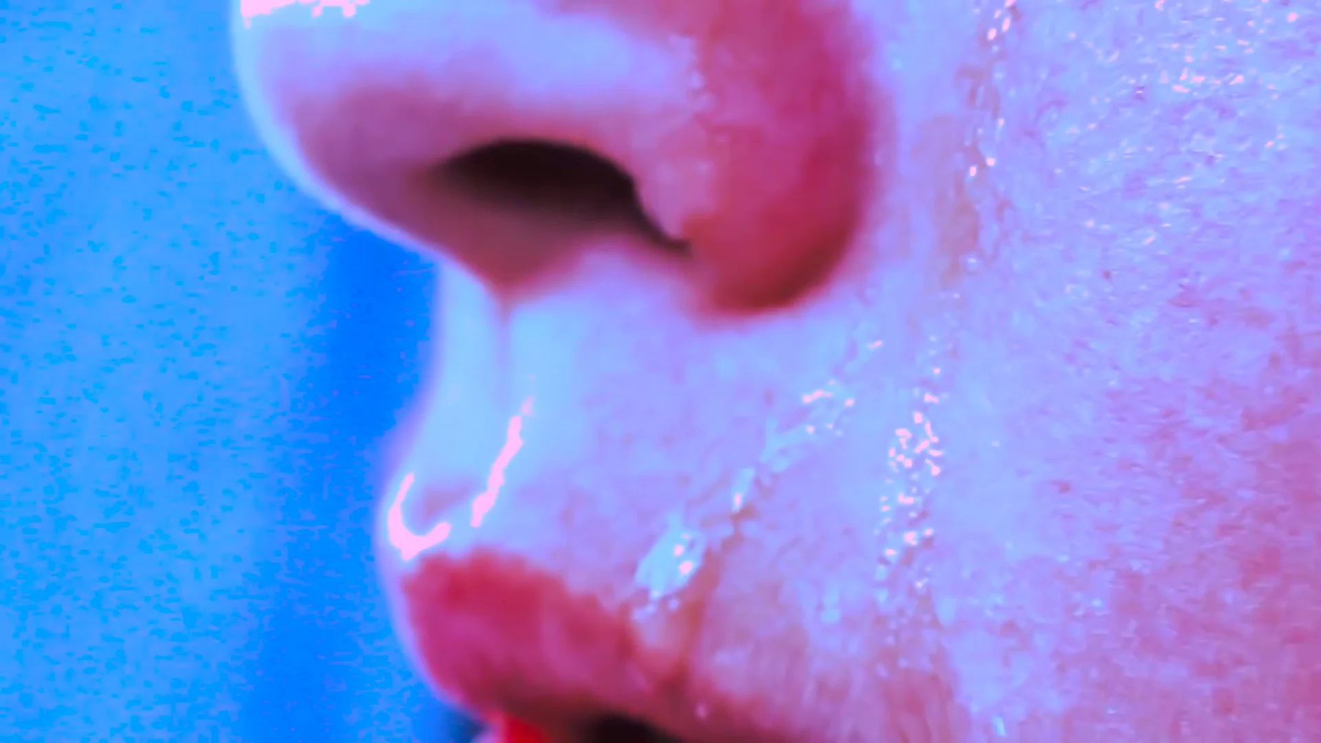 USYNLIG.00_02_41_16.Still001_1.jpg