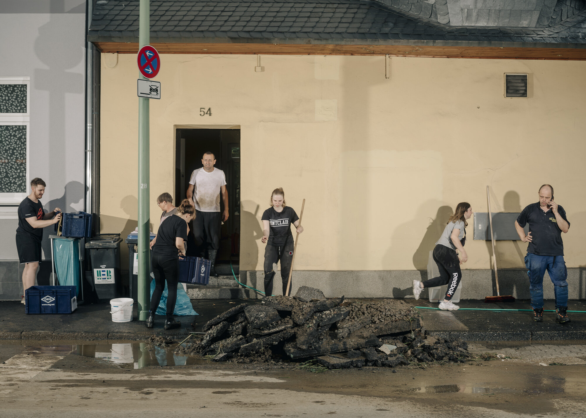  Clean-up in Hagen after the flood in West Germany 