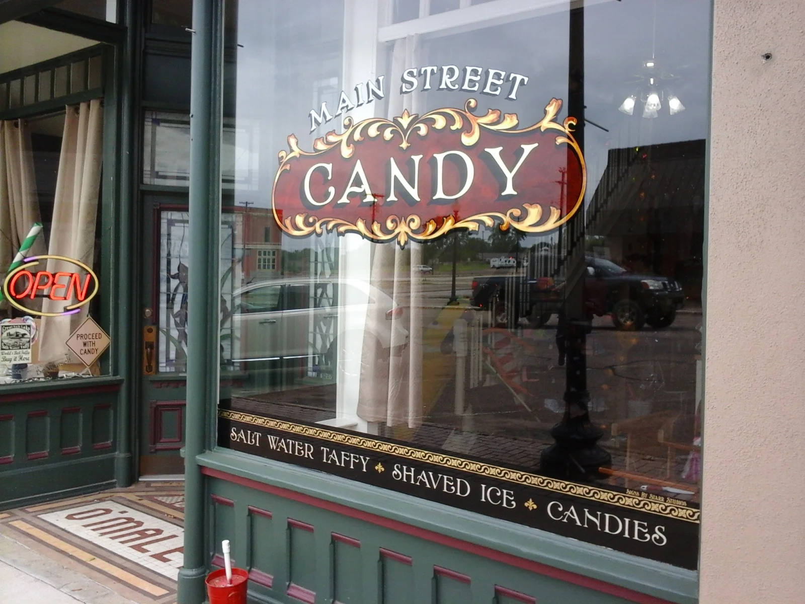 main-street-candy-denison.jpg