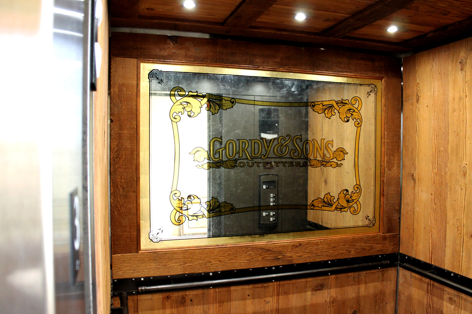 gordy-sons-outfitters-02.jpg