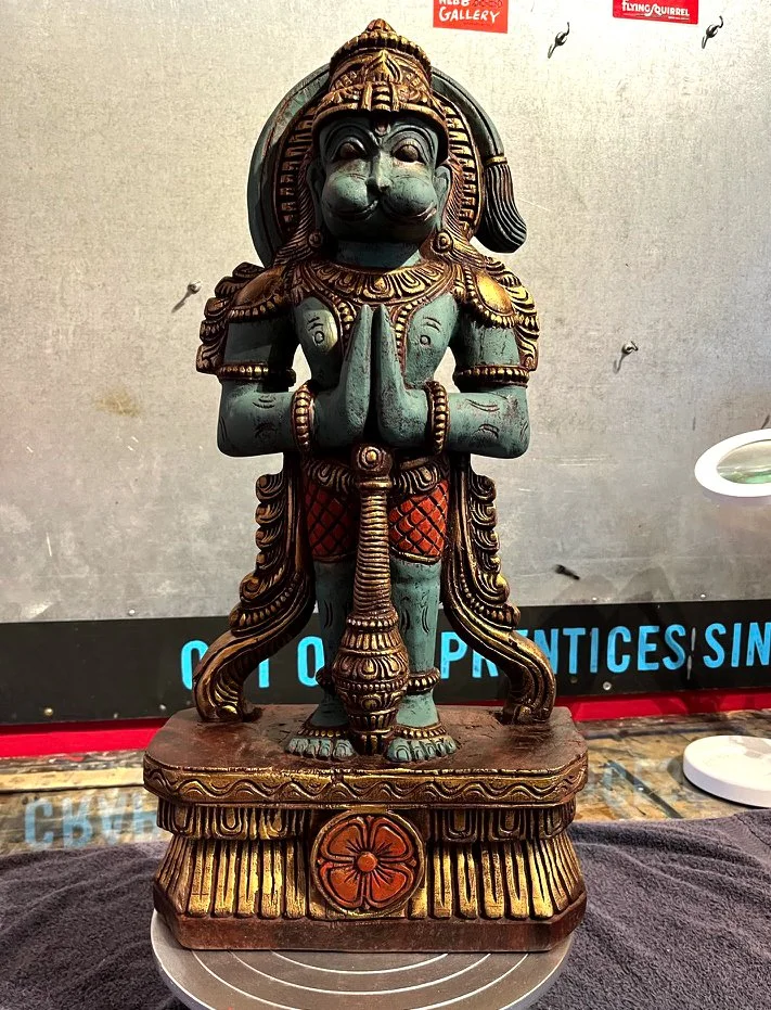 Hanuman Statue: Decorative Painting