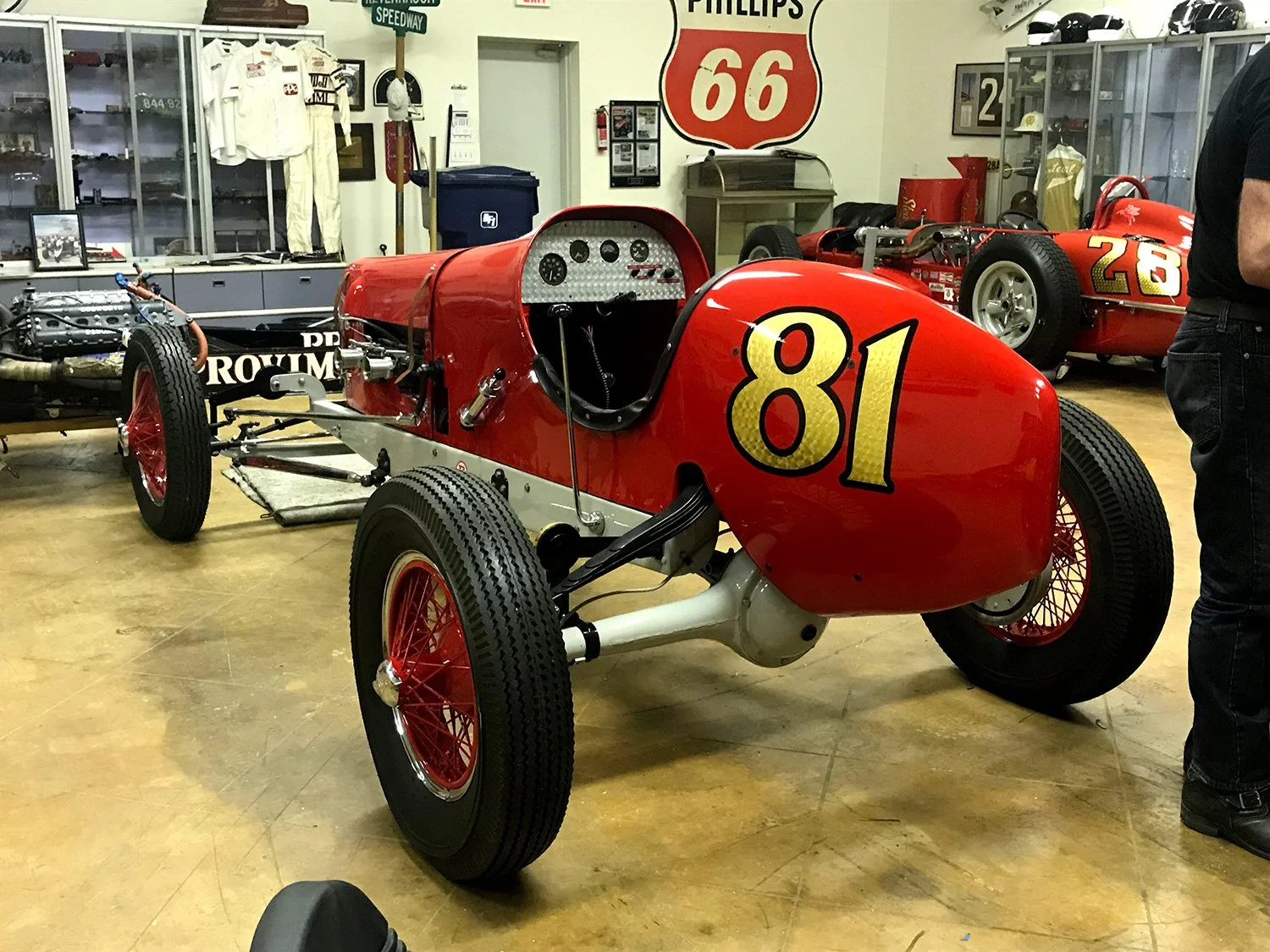 1930s-sprint-car-gold-leaf-01.jpg