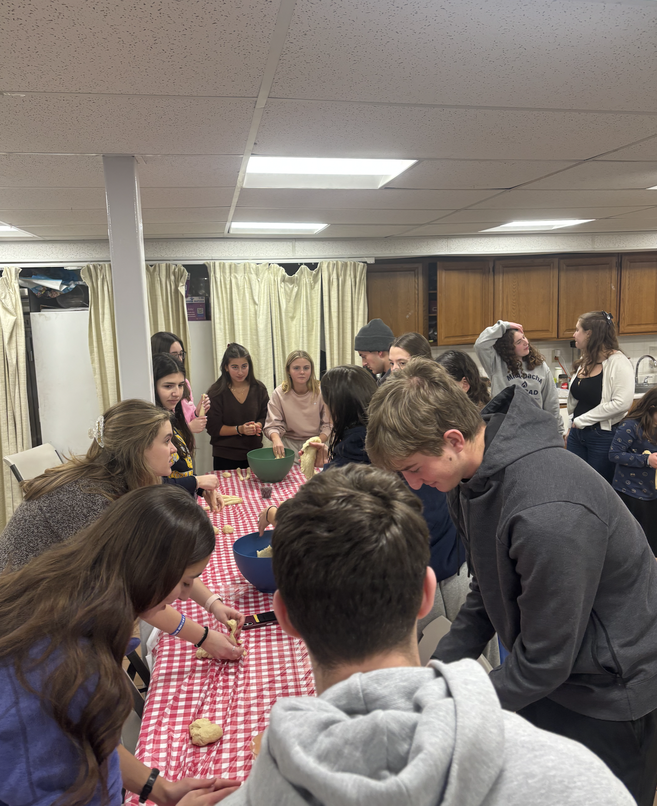 Michigan challah bake candid.png
