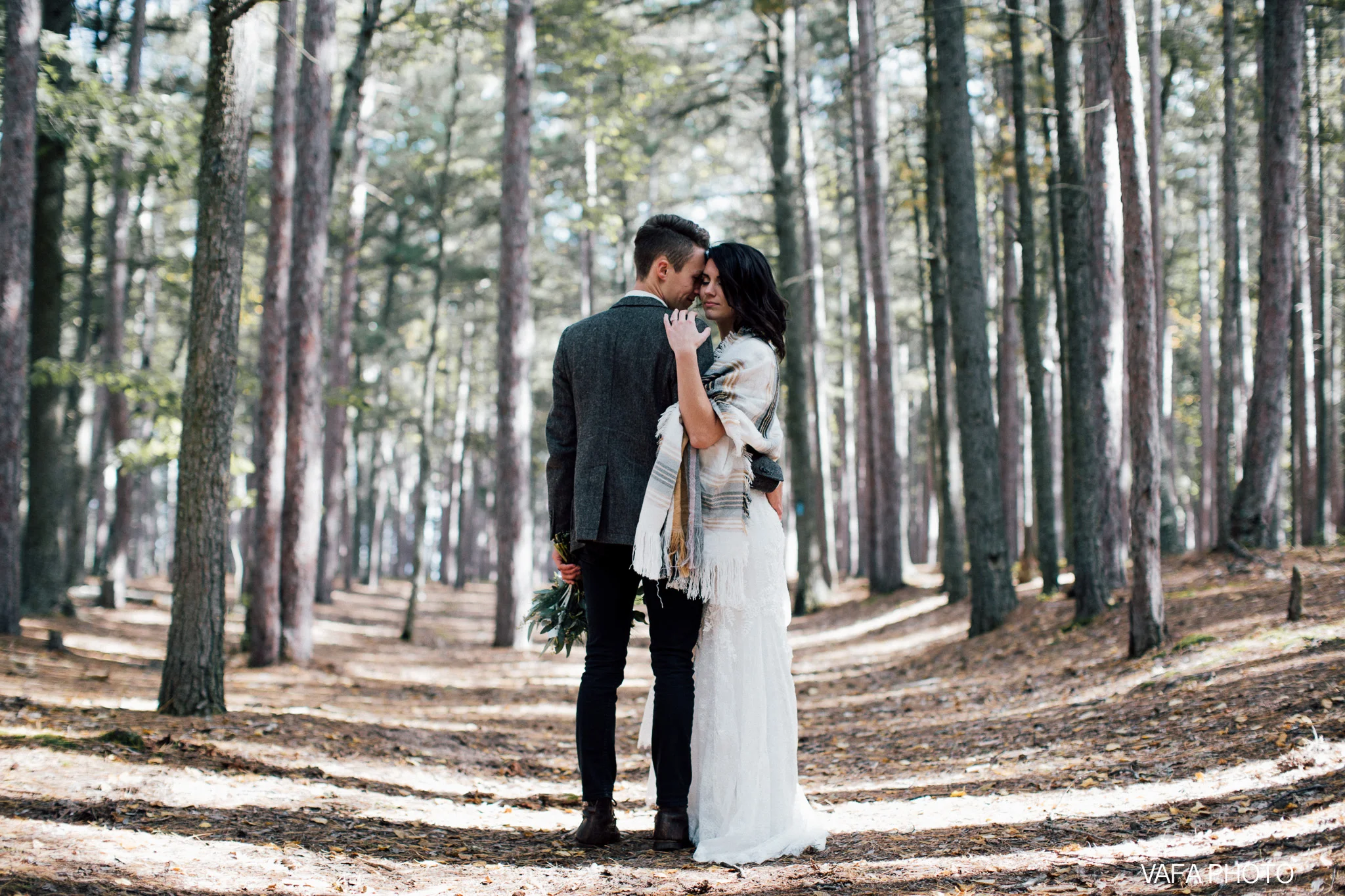 Hogback-Mountain-Wedding-Chelsea-Josh-Vafa-Photo-530.jpg