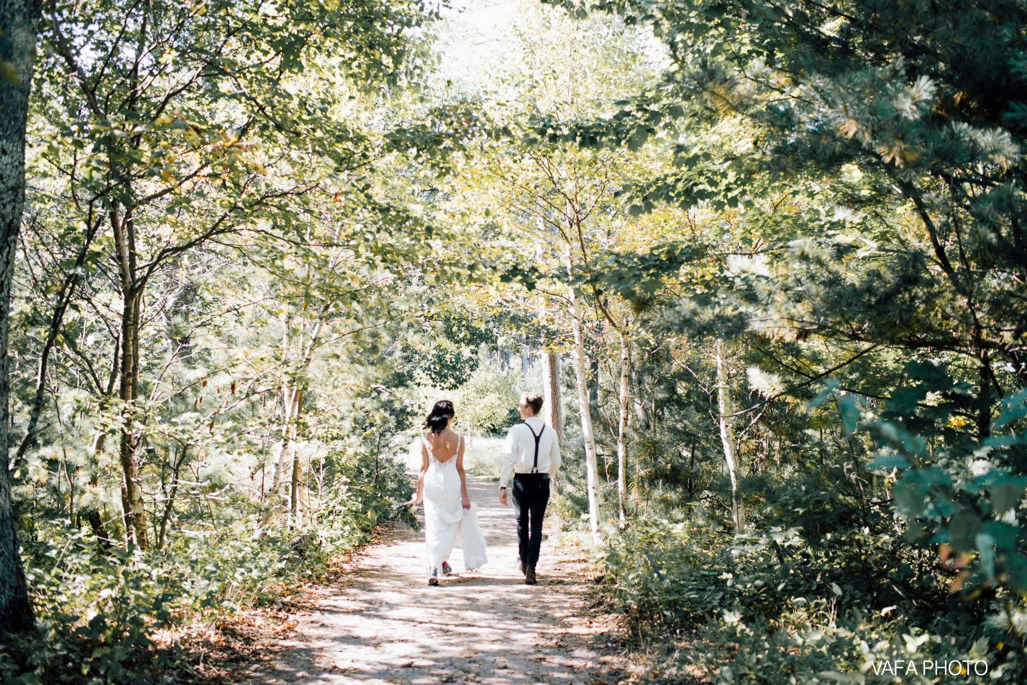 Hogback-Mountain-Wedding-Chelsea-Josh-Vafa-Photo-651.jpg