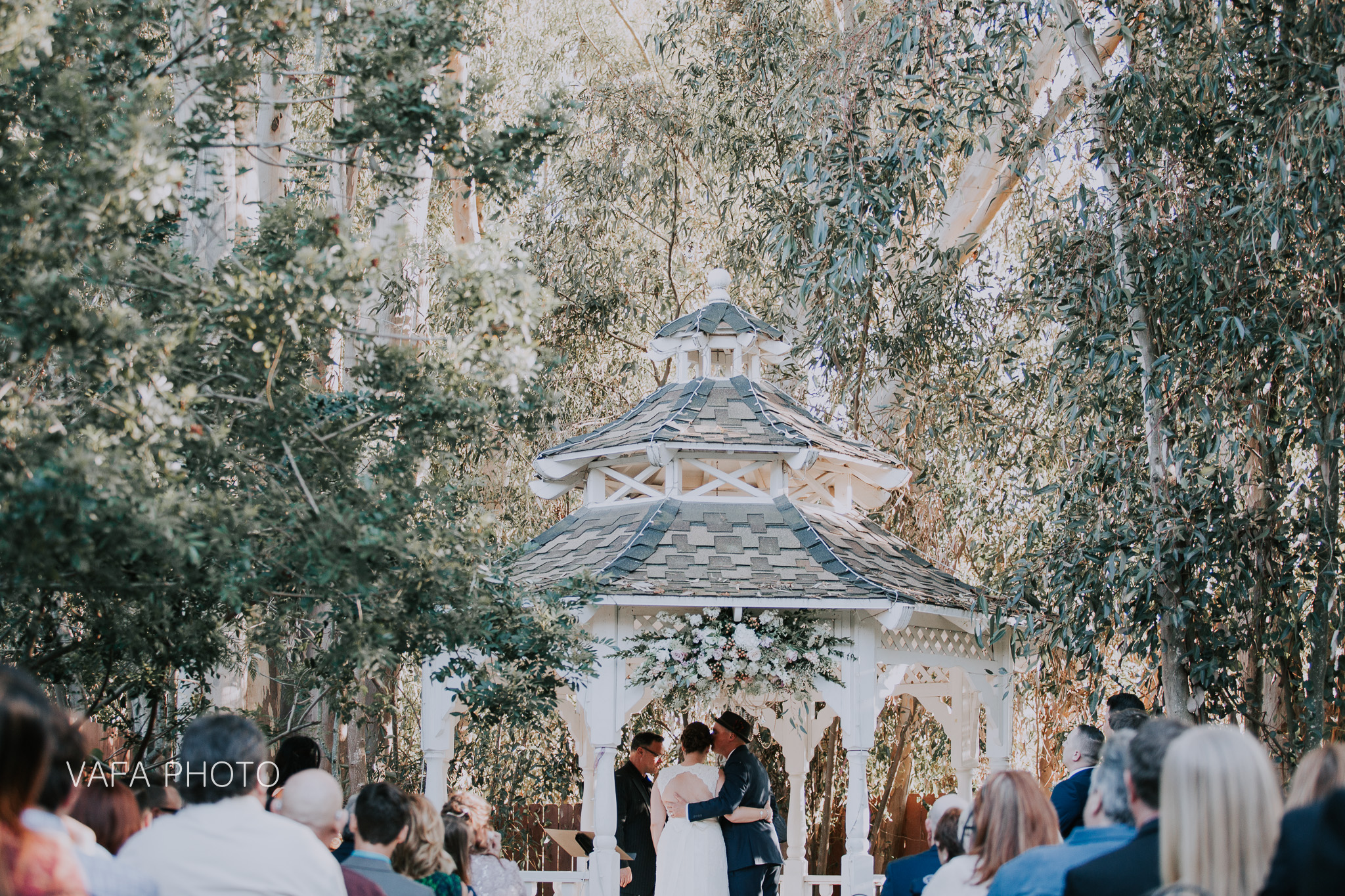Twin-Oaks-Garden-Estate-Wedding-Dezirae-Eric-VP813.jpg