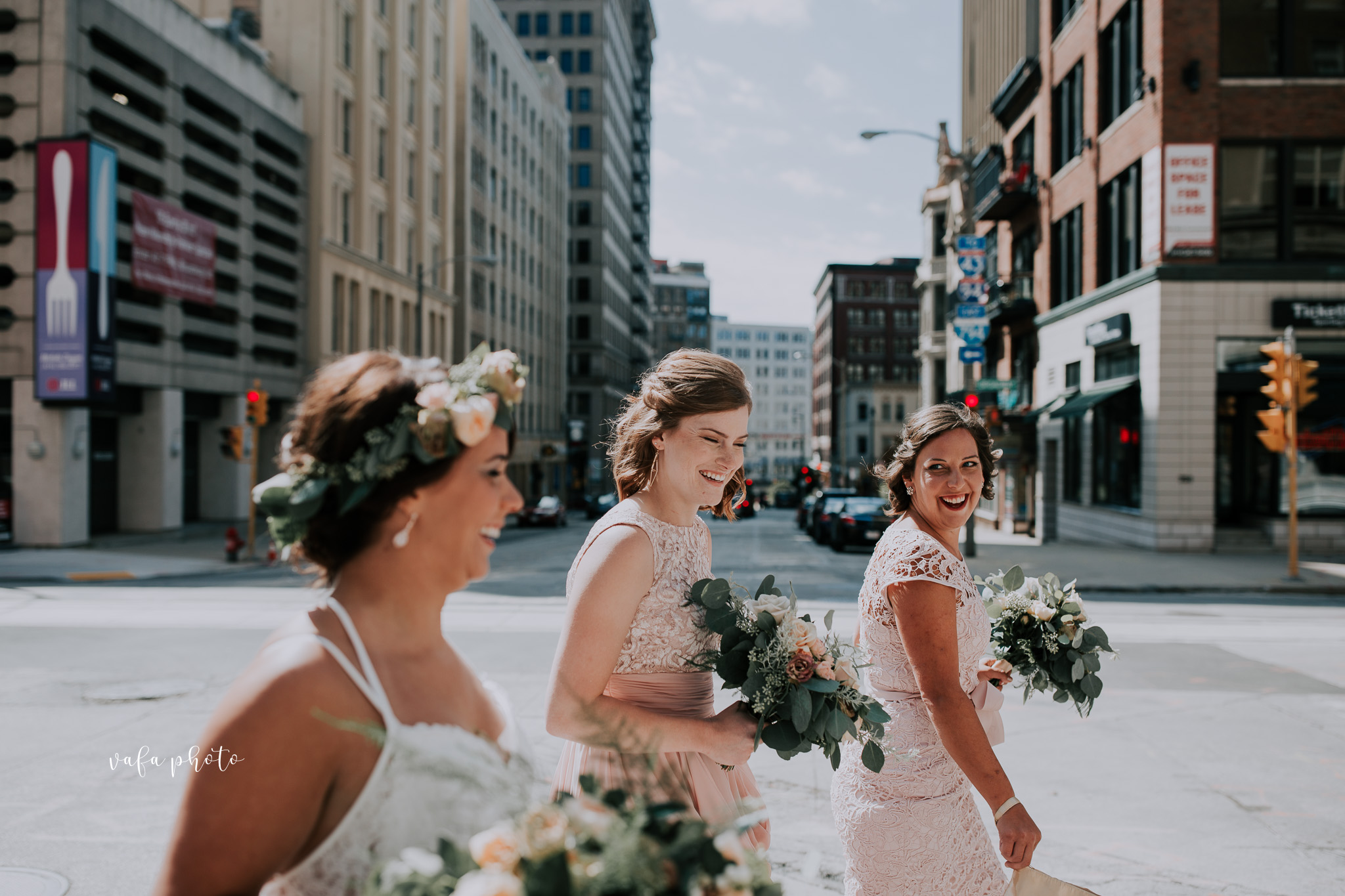 Milwaukee-Athletic-Club-Wedding-Amanda-Tony-Vafa-Photo-216.jpg