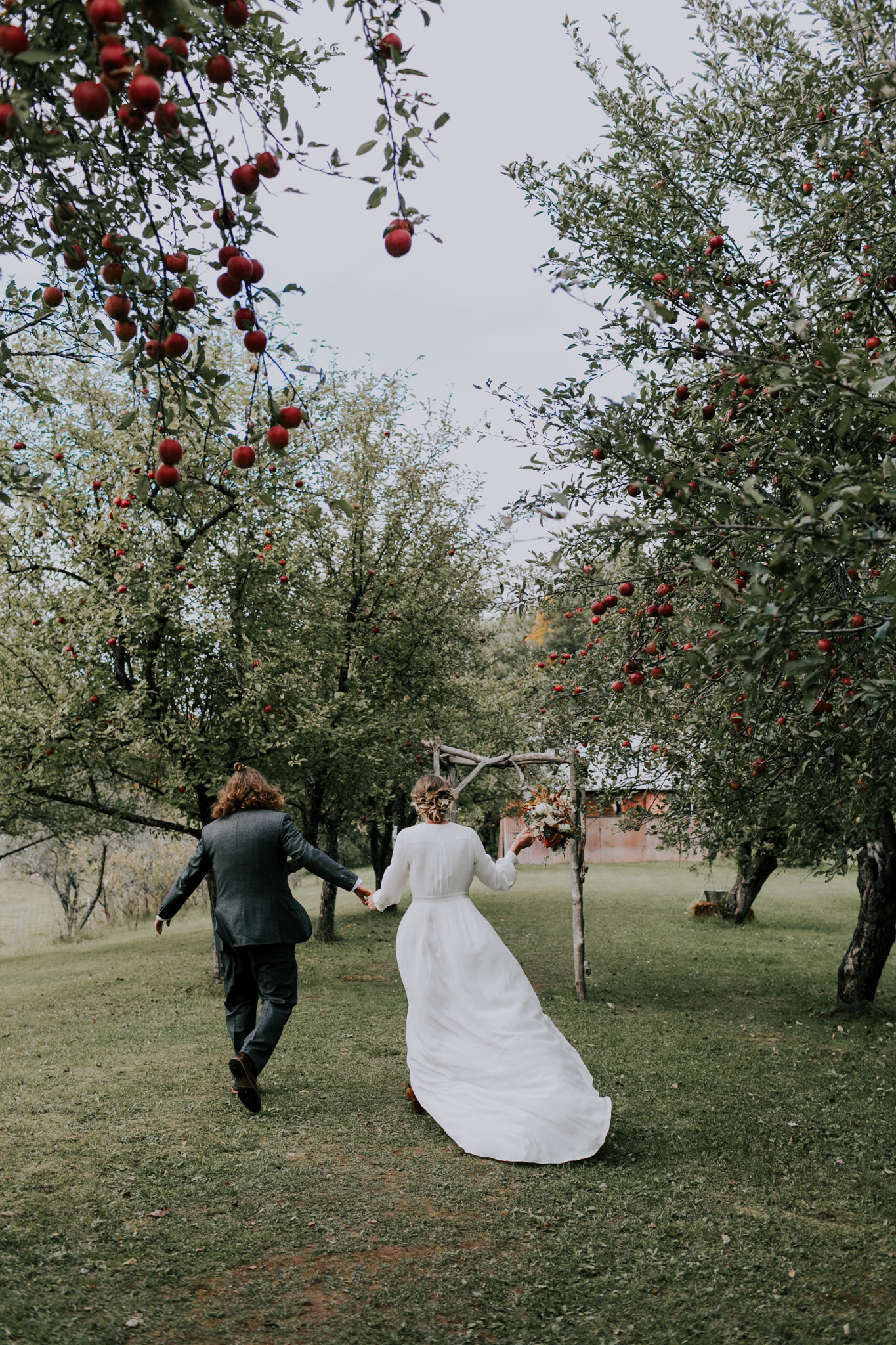 Belsolda-Farm-Wedding-Marquette-MI-Addie-James-Vafa-Photo585.jpg