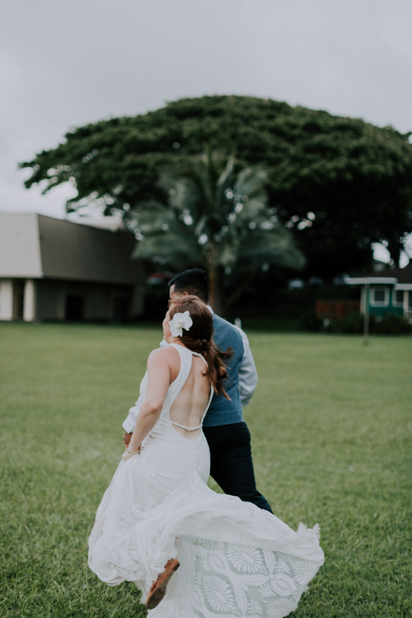 Oahu-Hawaii-Wedding-Olivia-Alika-Vafa-Photo950.jpg