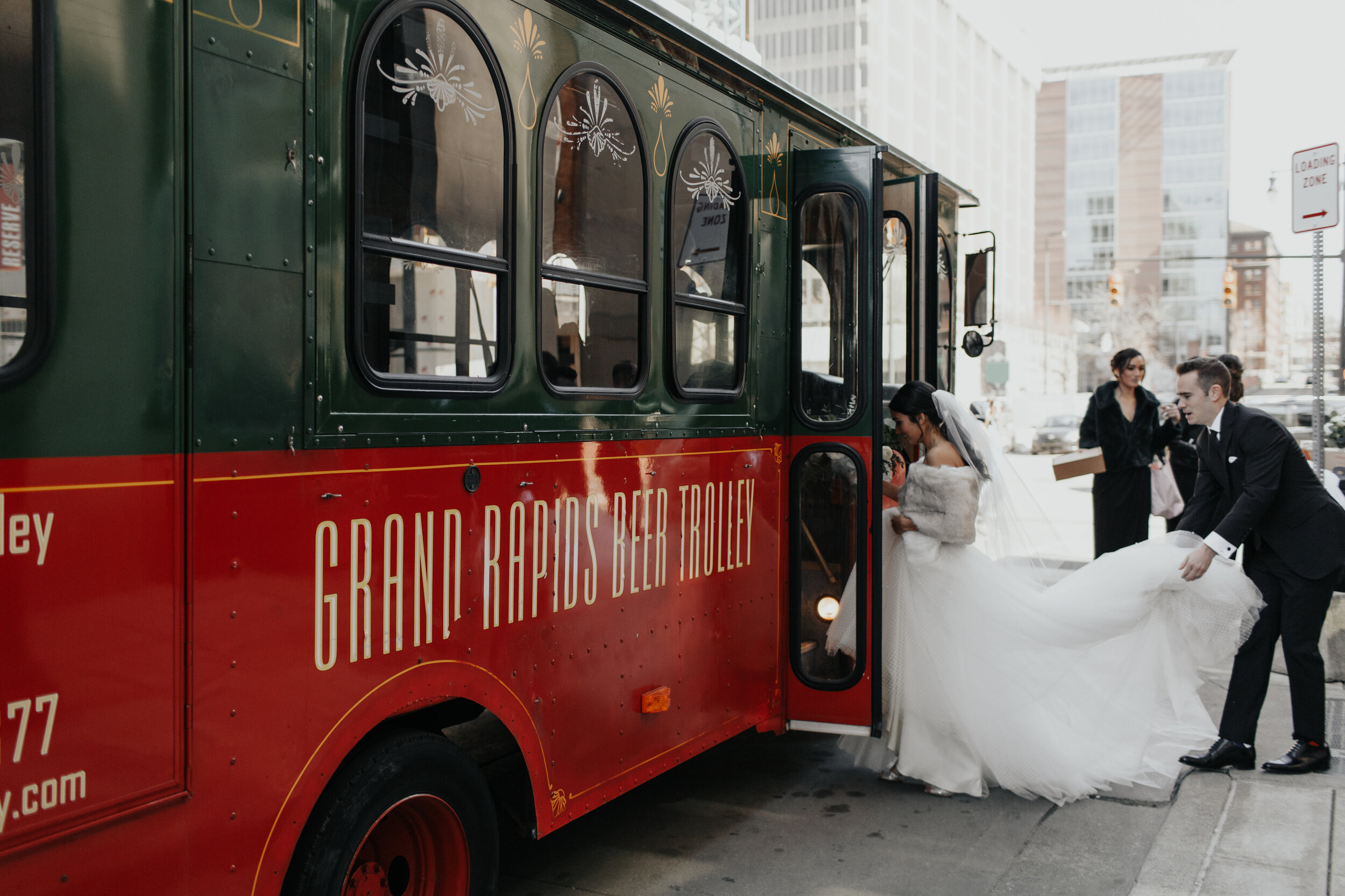 Downtown-Market-Grand-Rapids-Wedding-Aimee-Jack-Vafa-Photo27.jpg