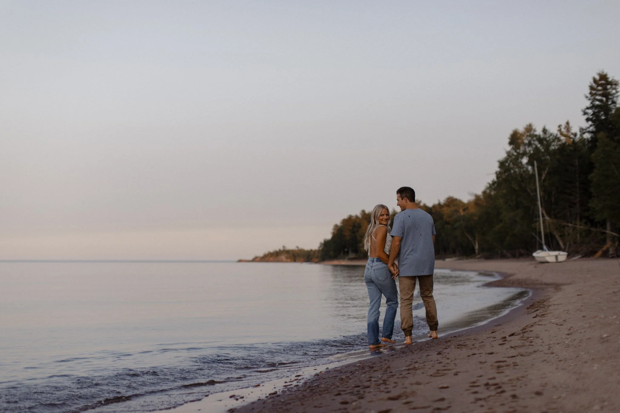 lake-superior-golden-hour-engagement-madi-brett-vafa-photo-461.jpg