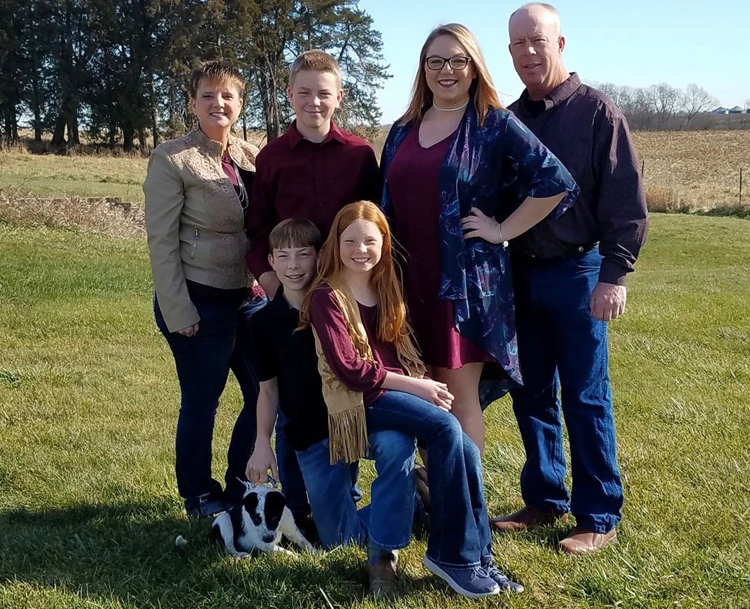 FALK FAMILY PHOTO.jpeg