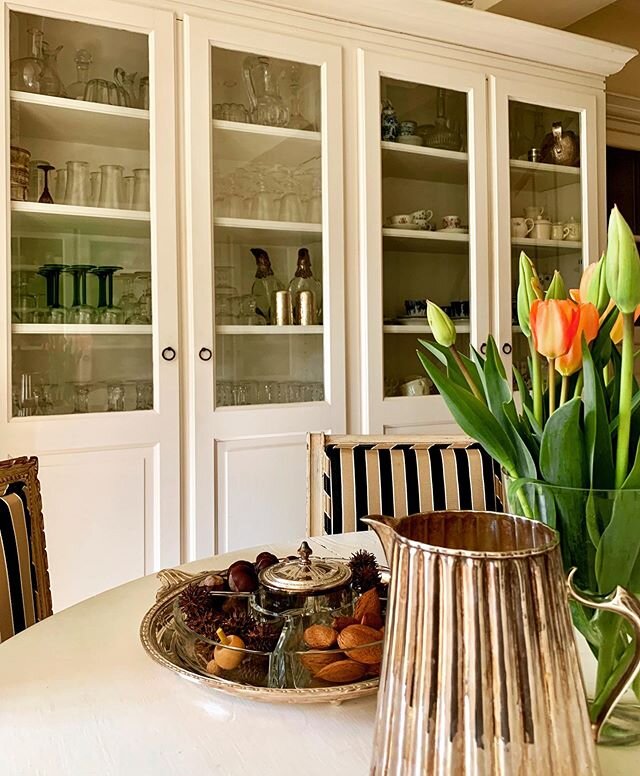 Stay home, stay safe #interior #by @imlcinteriordesign #paris @laurentcroissandeau #design #interiordesign #architecture #decoration #furniture #decor #classic #countryhouse #deco #diningroom #diningroomdecor