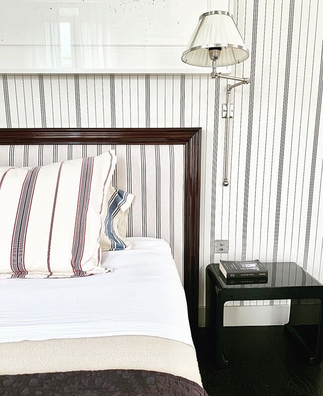 Sweet dreams with stripes @imlcinteriordesign #paris @laurentcroissandeau #bourgogne #burgundy #design #interieurdesign #decoration #decor #deco #bedhead @t.florentin #fabric @ian_mankin #bedcover @caravane_paris #bedsheets @maison.dporthault #pillow