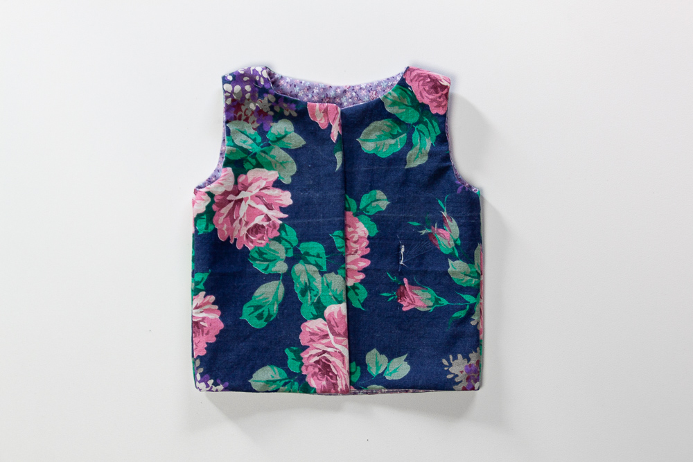Sewing Tutorial - Two methods for sewing a lined vest with tons of photos