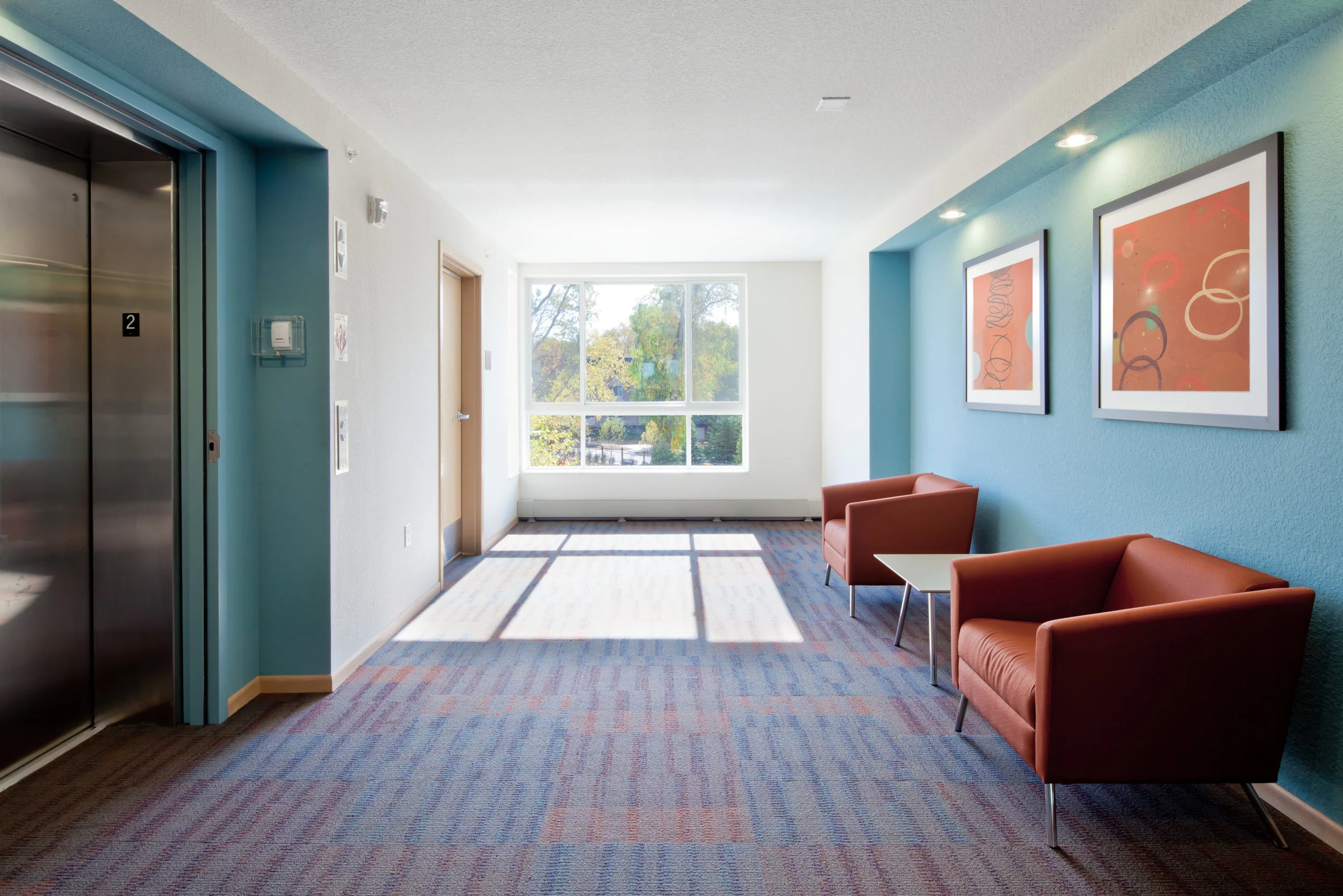 1037-int-lobby-second.jpg
