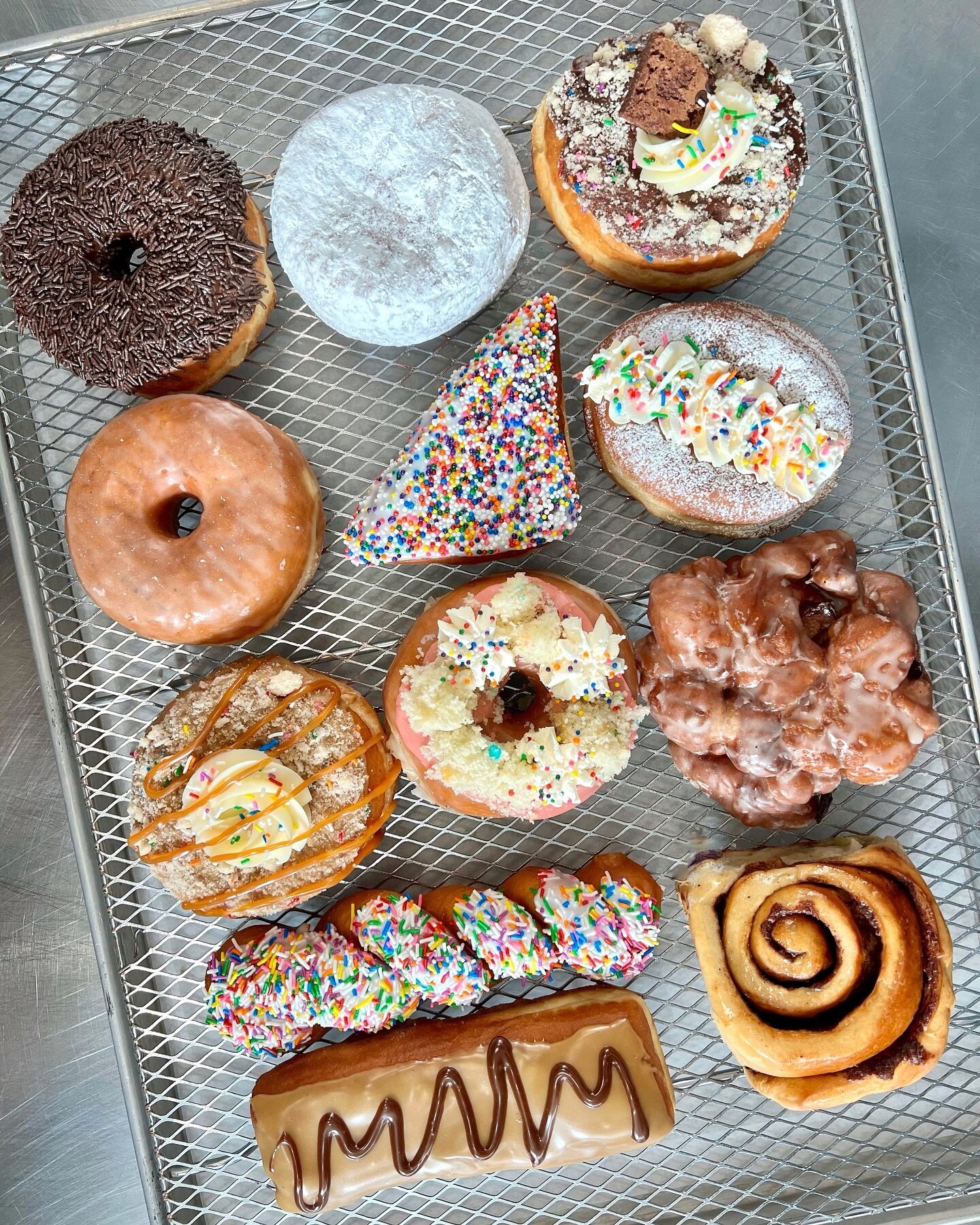 Big B&rsquo;Day News: get a free Birthday Cookie Crumble with purchase at all 3️⃣ DP locations tomorrow! 🤗

Offer available to the first 60 customers to pop into each location - and yes, this applies to your pre-orders as well! 🍰

Pictured here is 