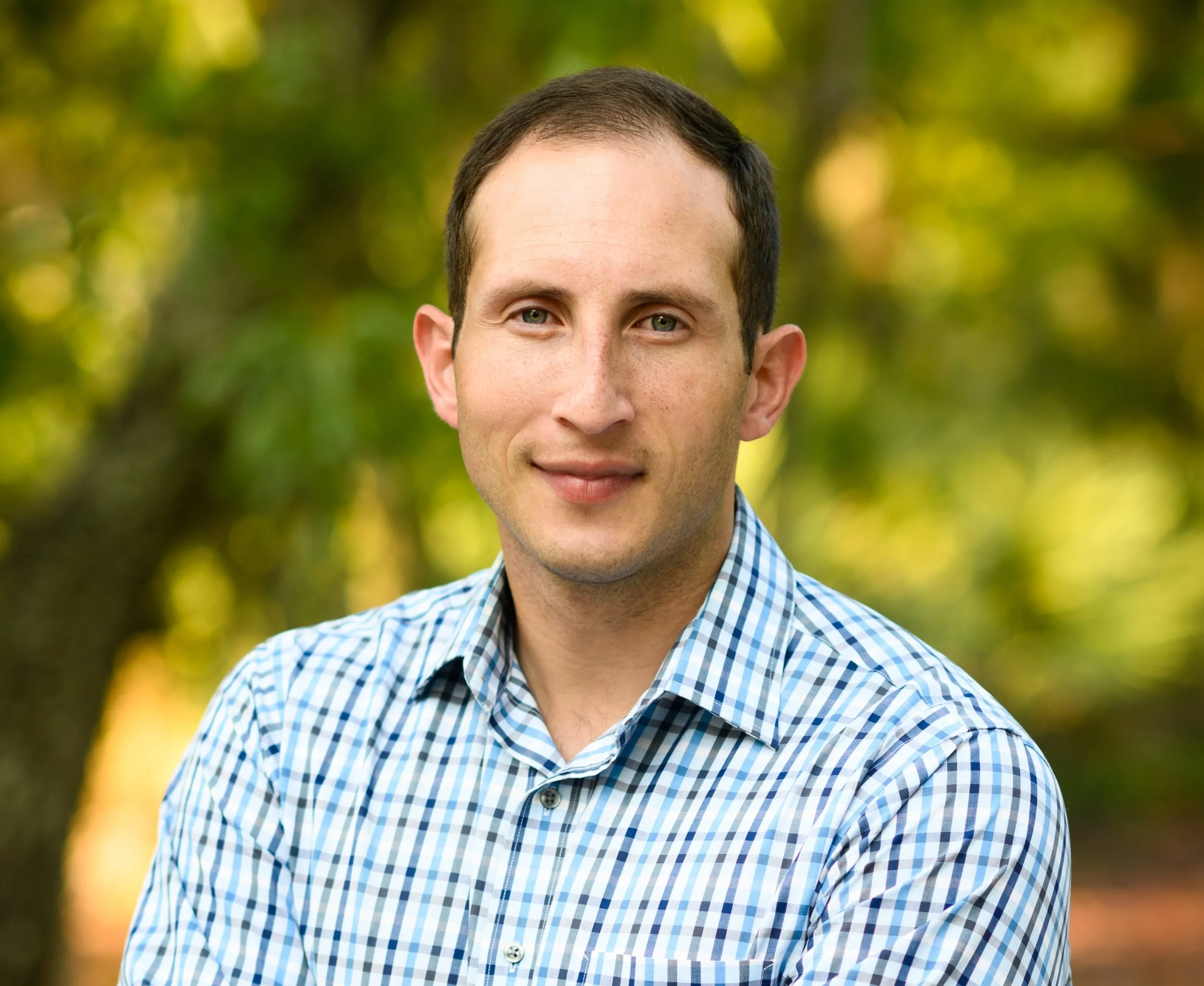 Ian is a managing partner of Mellen Money Management, a fee-only, independent financial planning firm locally based in Jacksonville, Florida. In a nutshell, Ian helps clients plan for the financial impact of major life events , so that they are prepared for life's biggest moments. Such an approach has helped his clients live a more fulfilling life. Mellen Money Management’s financial services include investment management and comprehensive financial planning. While their specialty is all things college -- they help families pay less for college and young professionals tackle their student loans. It is their mission to end the student debt crisis one client at a time. To do so they believe the cost of college cannot be solved in a vacuum and that financial trade-offs, like saving for retirement , must be prioritized in a way that one goal doesn't come at the expense of the other.