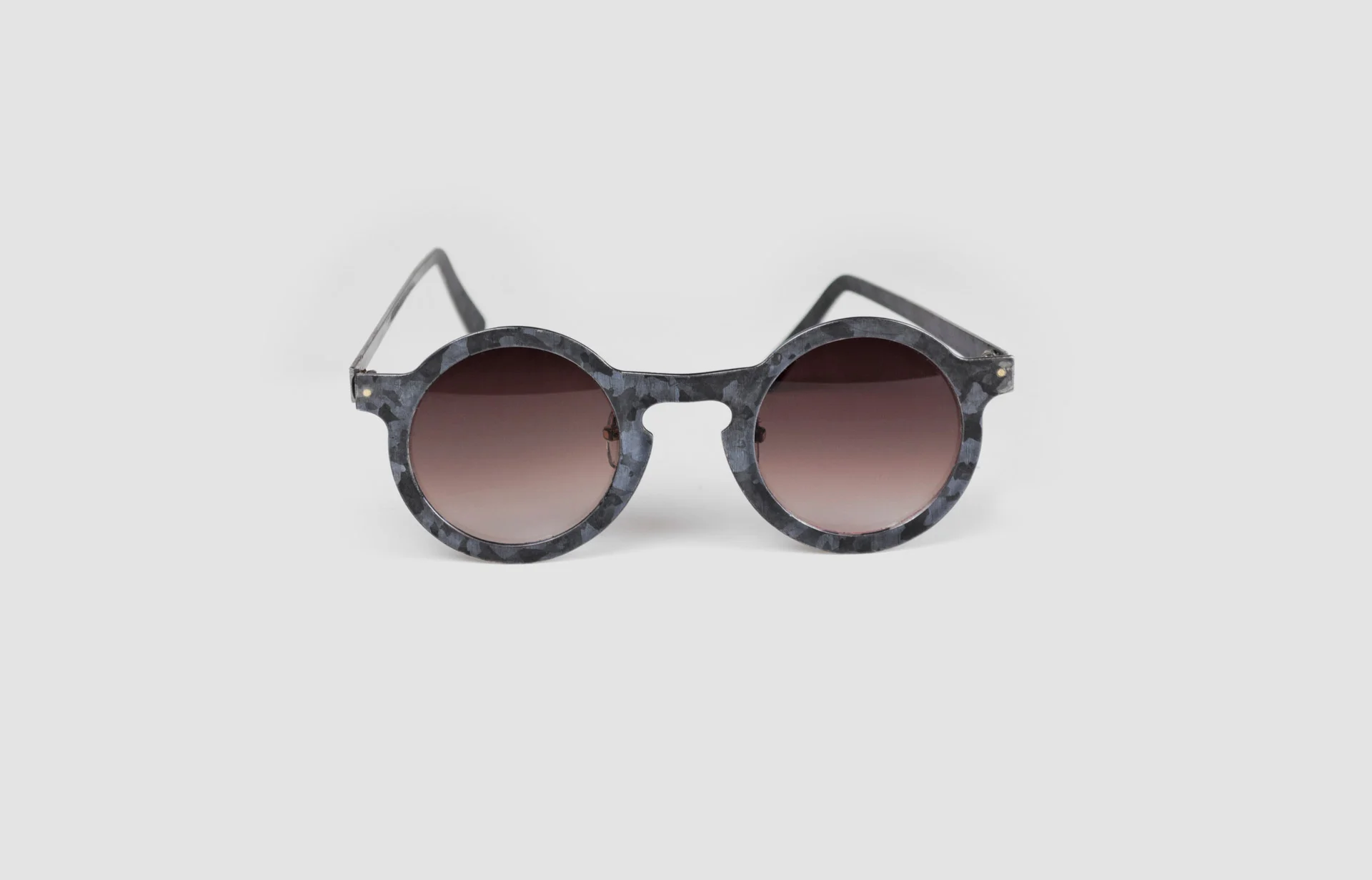 Tino Seubert - Regalvanize - Glasses