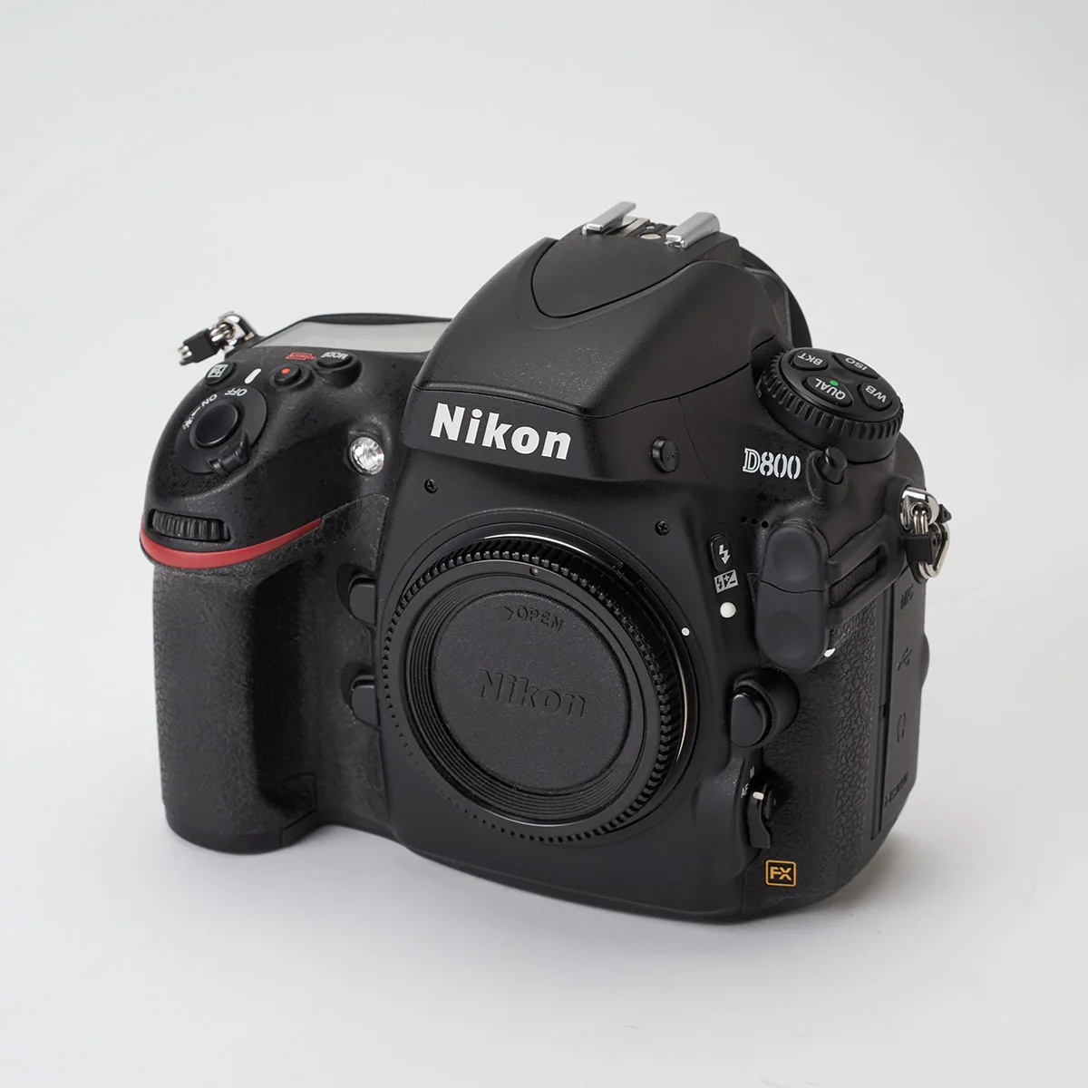 D8000_01.jpg