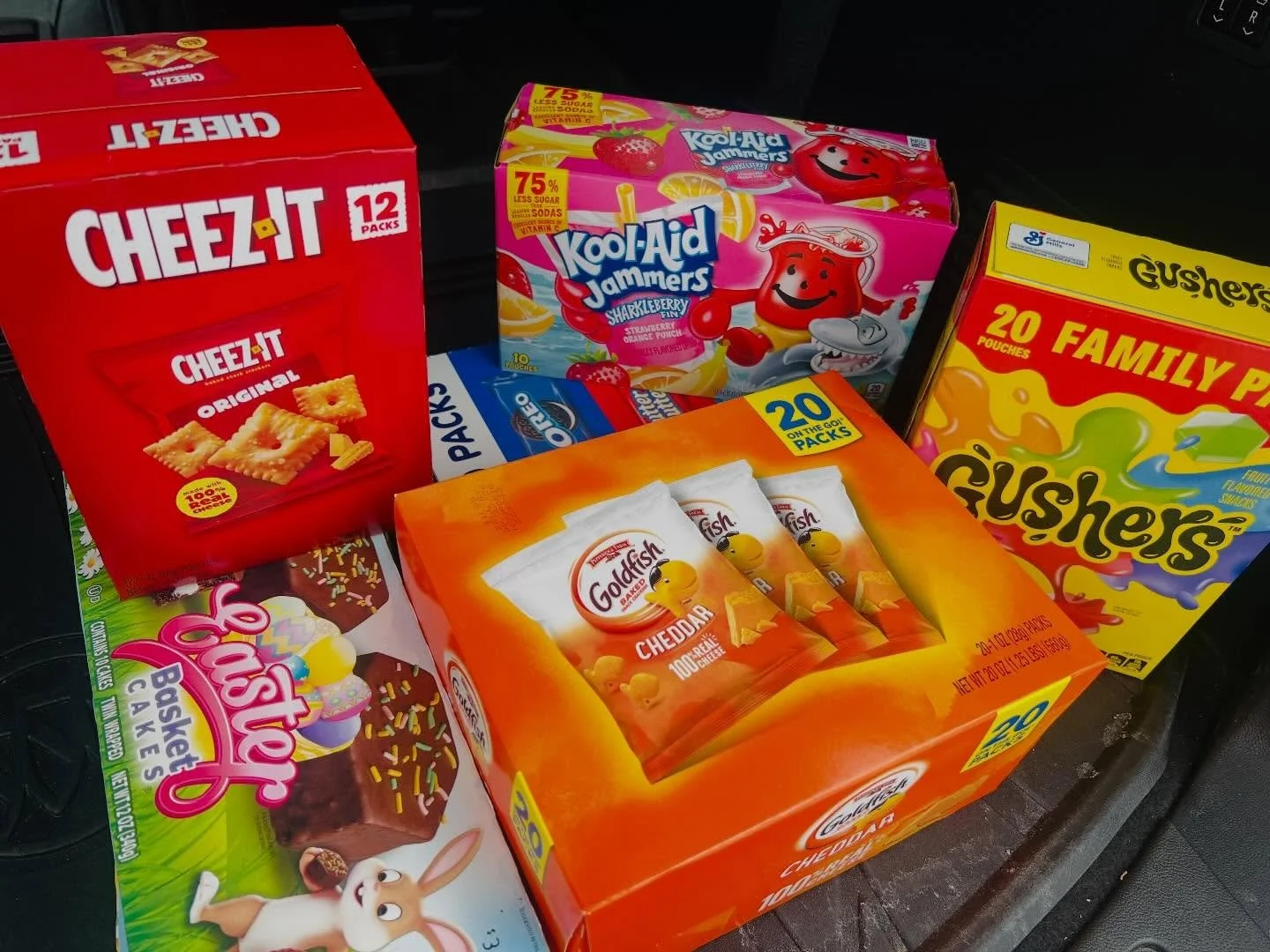 We LOVE supporting kids and families in our community, which is why we come alongside the Anthony Wayne chapter of Young Life! Making a snack drop for their meetings is just one small way we can let them know we care. ❤️ 

Keep doing your thing for J