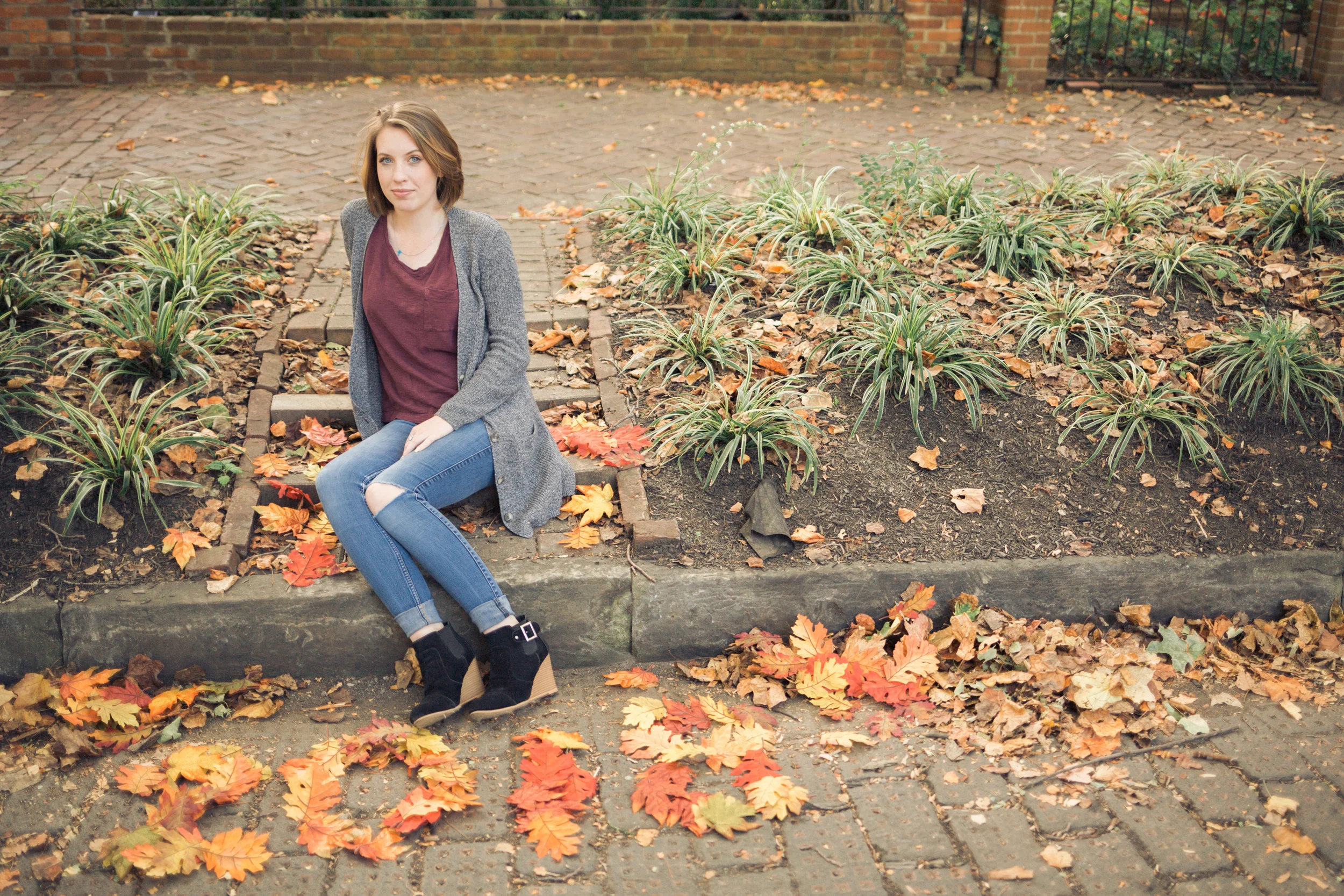 Alli Senior Portrait_sm-10101.jpg