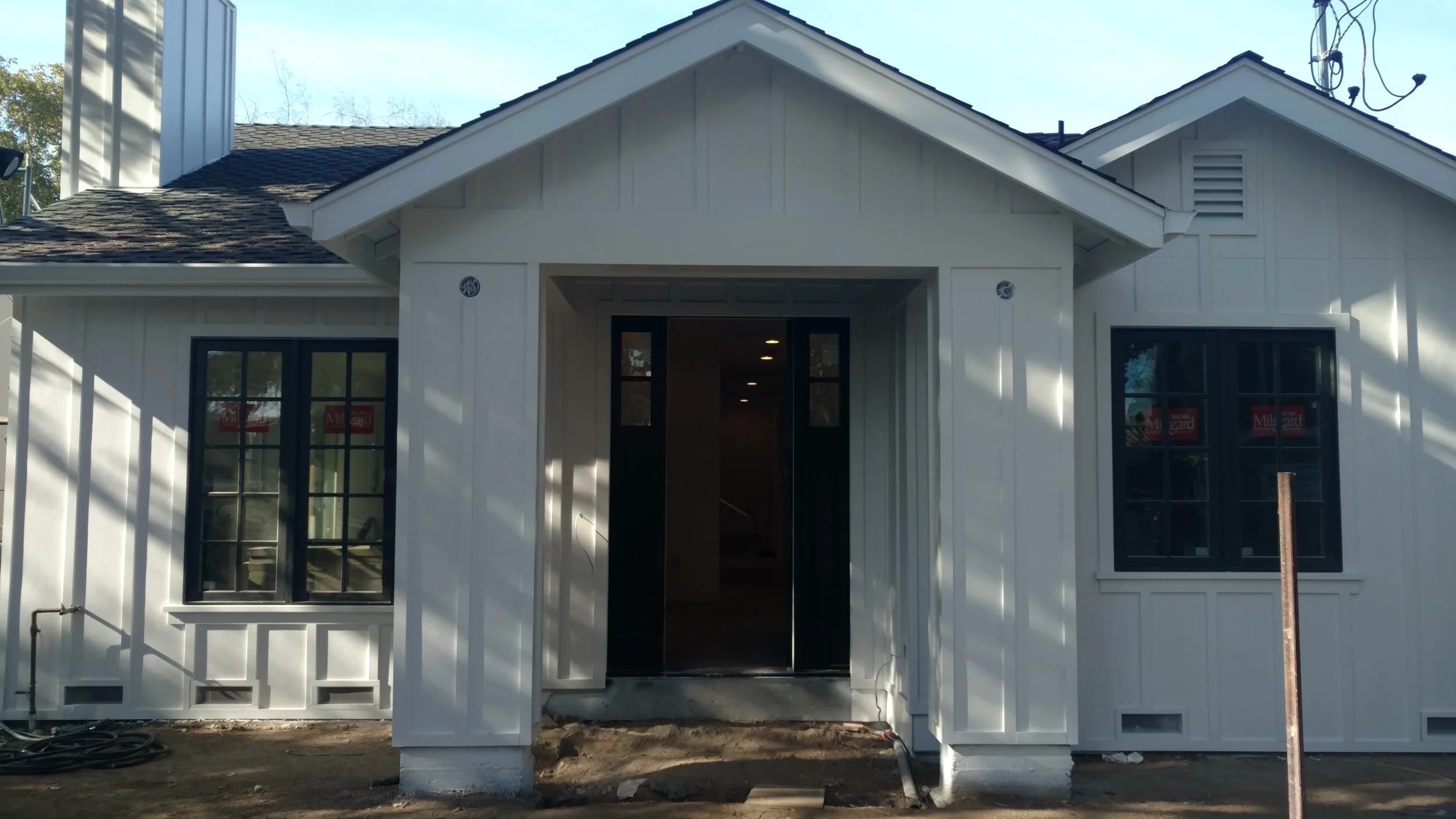A NEW MODERN FARMHOUSE TAKES SHAPE