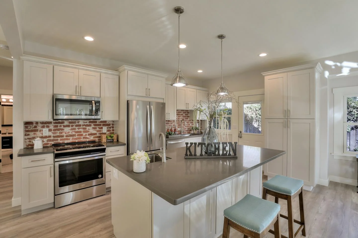 BRICK BACKSPLASH