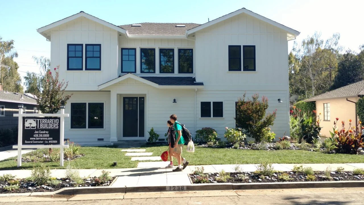 NEW URBAN FARMHOUSE COMPLETE IN WILLOW GLEN