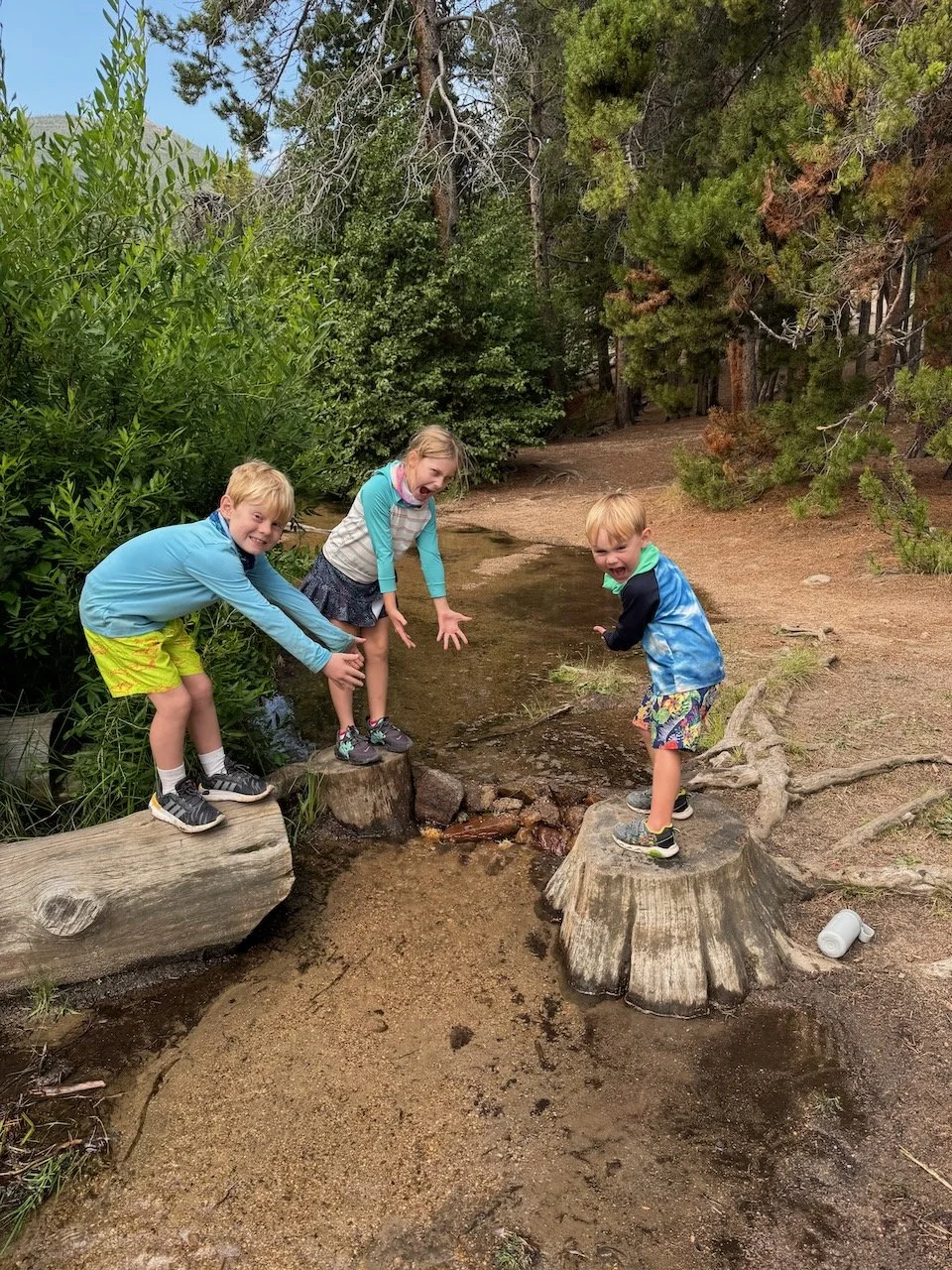 2025 eoy family kids hike - 11.jpeg