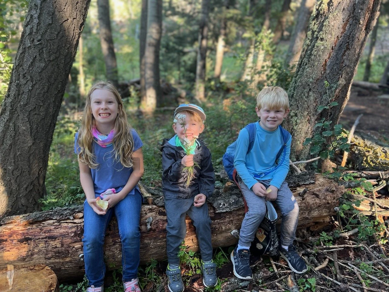 2025 eoy family kids hike - 1.jpeg