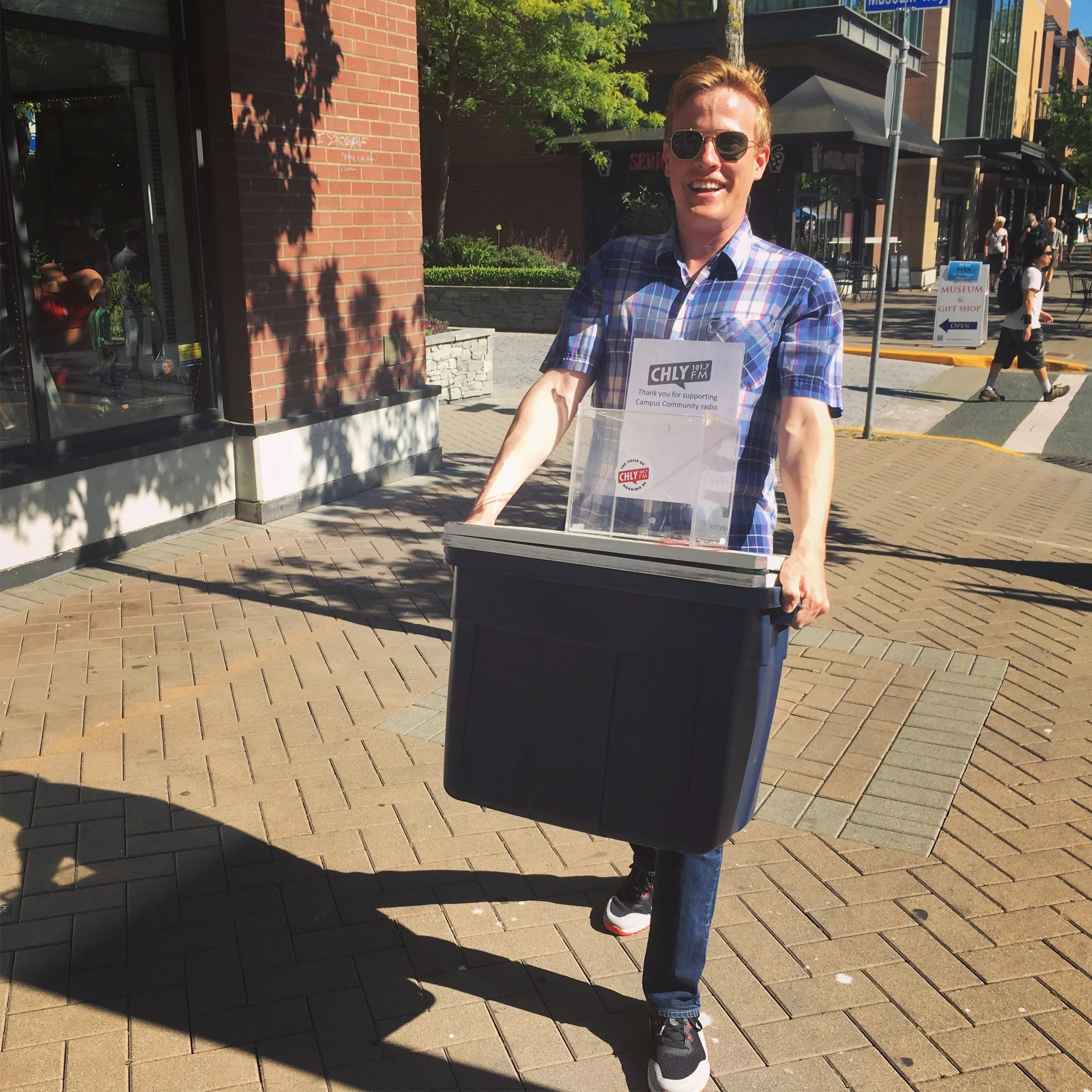 Applications Closed: We're hiring a Summer Station Assistant.