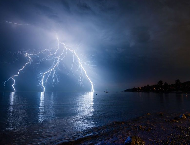 Lightning storm starts small fires in Nanaimo area
