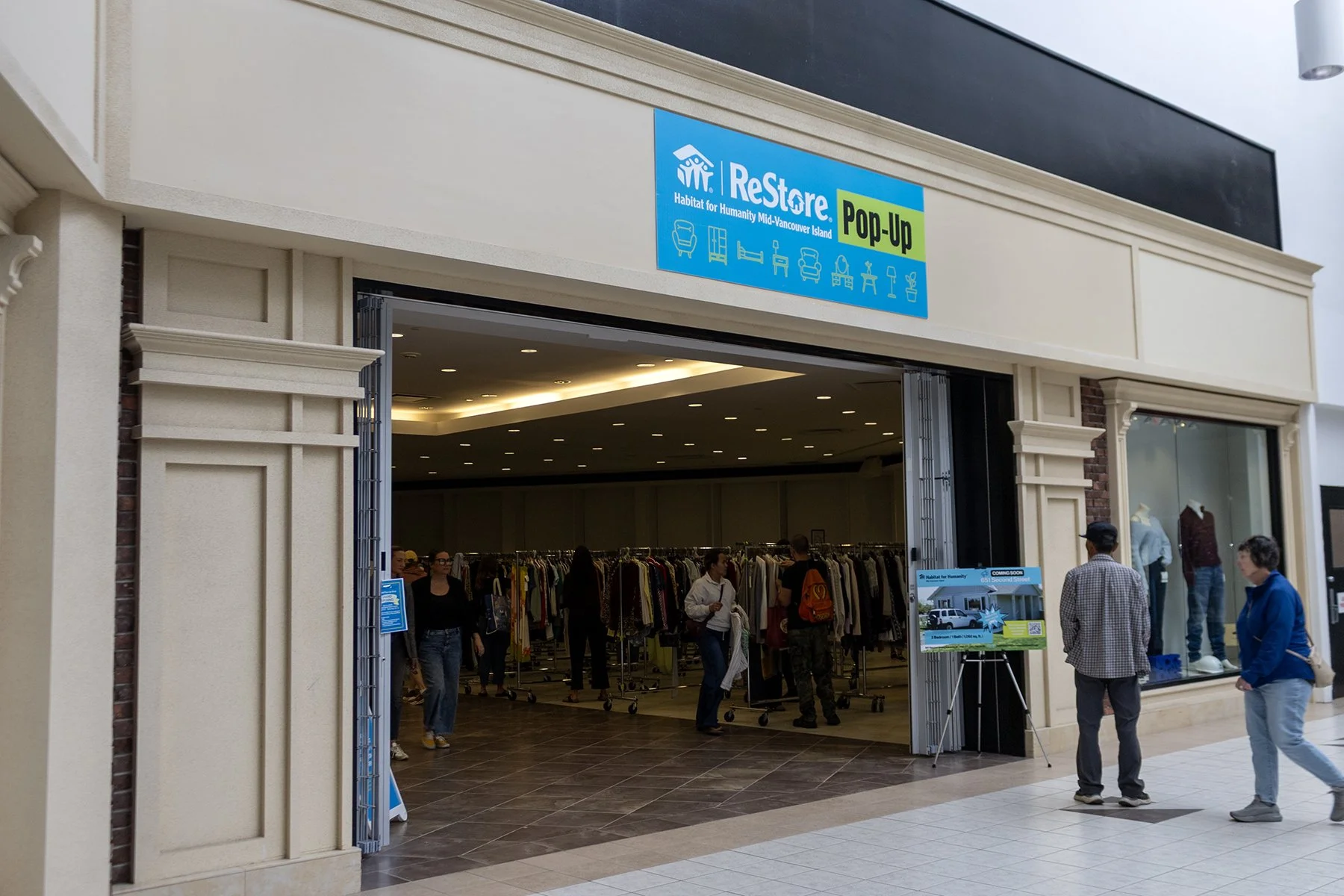 Habitat for Humanity opens new pop-up shop in Nanaimo to support community projects
