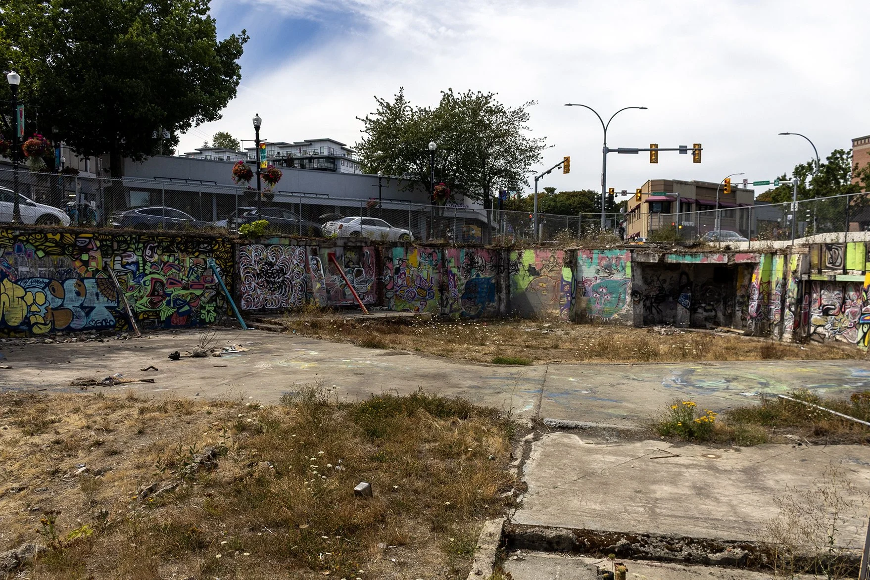Nanaimo to look at temporary options for vacant Jean Burns hole