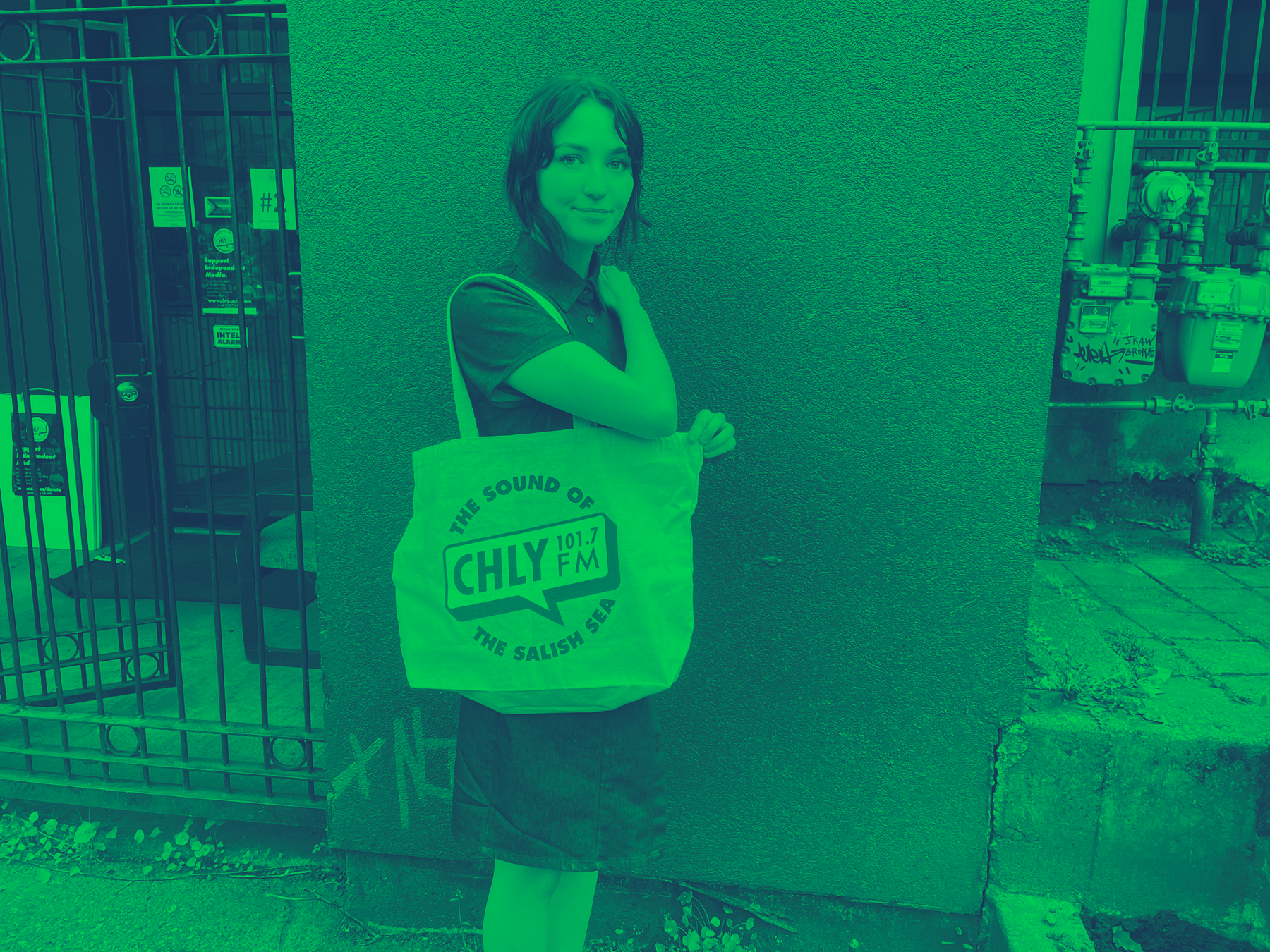 June-with-Tote-Gradient.png