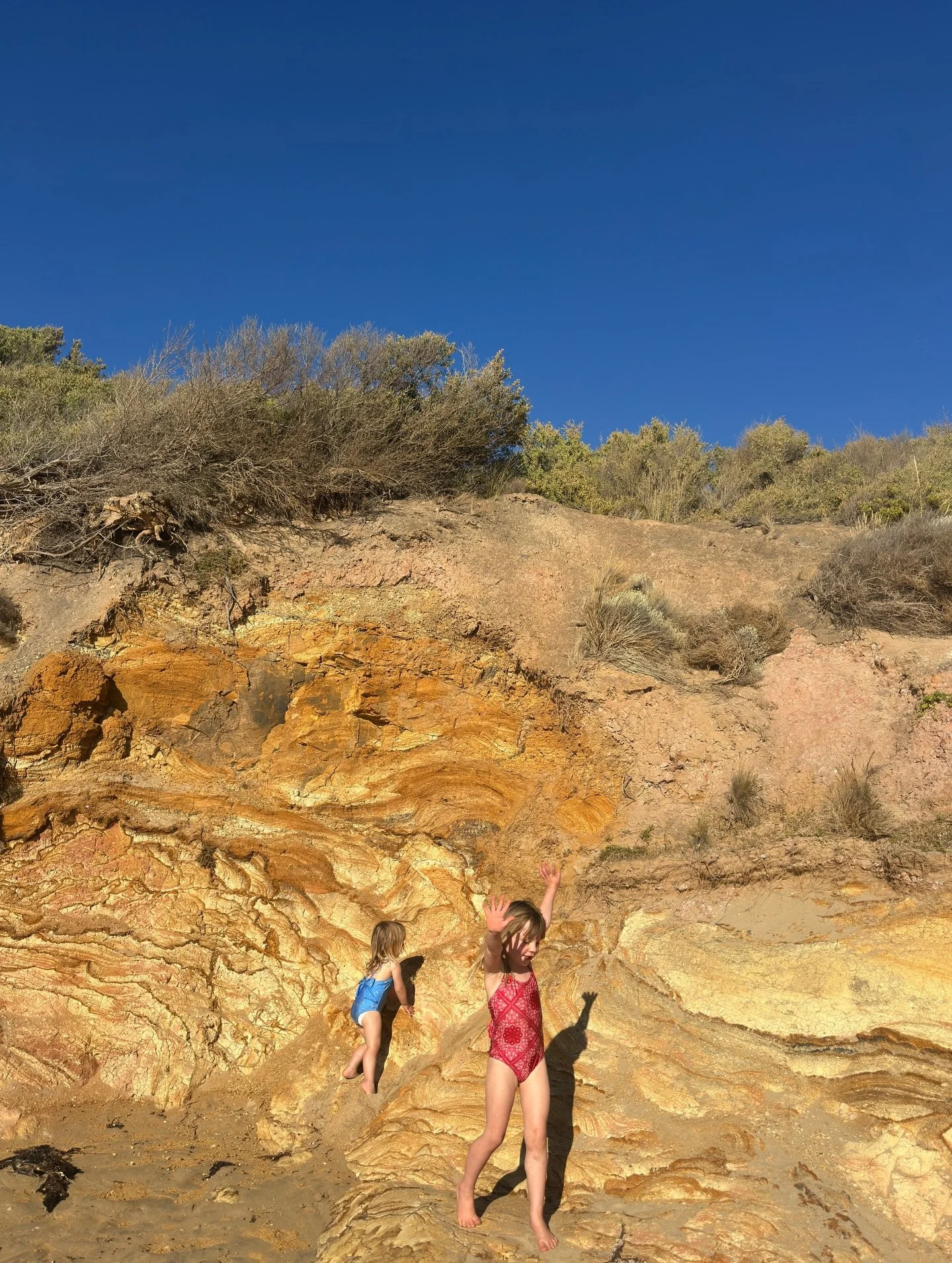 I have been hanging out for a beach day like this since last summer and yesterday we got it!! Mind you, we did wake up early to get in and our before the temps got too high! Looking forward to more beach days lounging in mermaid pools watching the gi