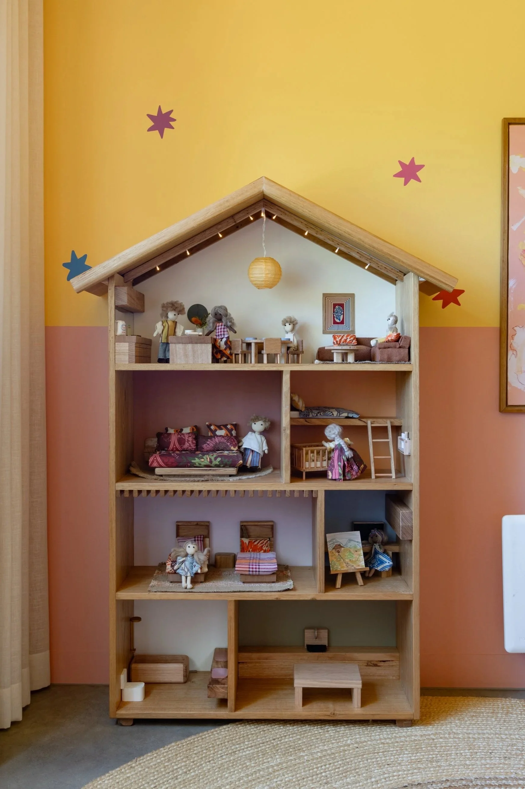 DIY Timber Doll’s House 