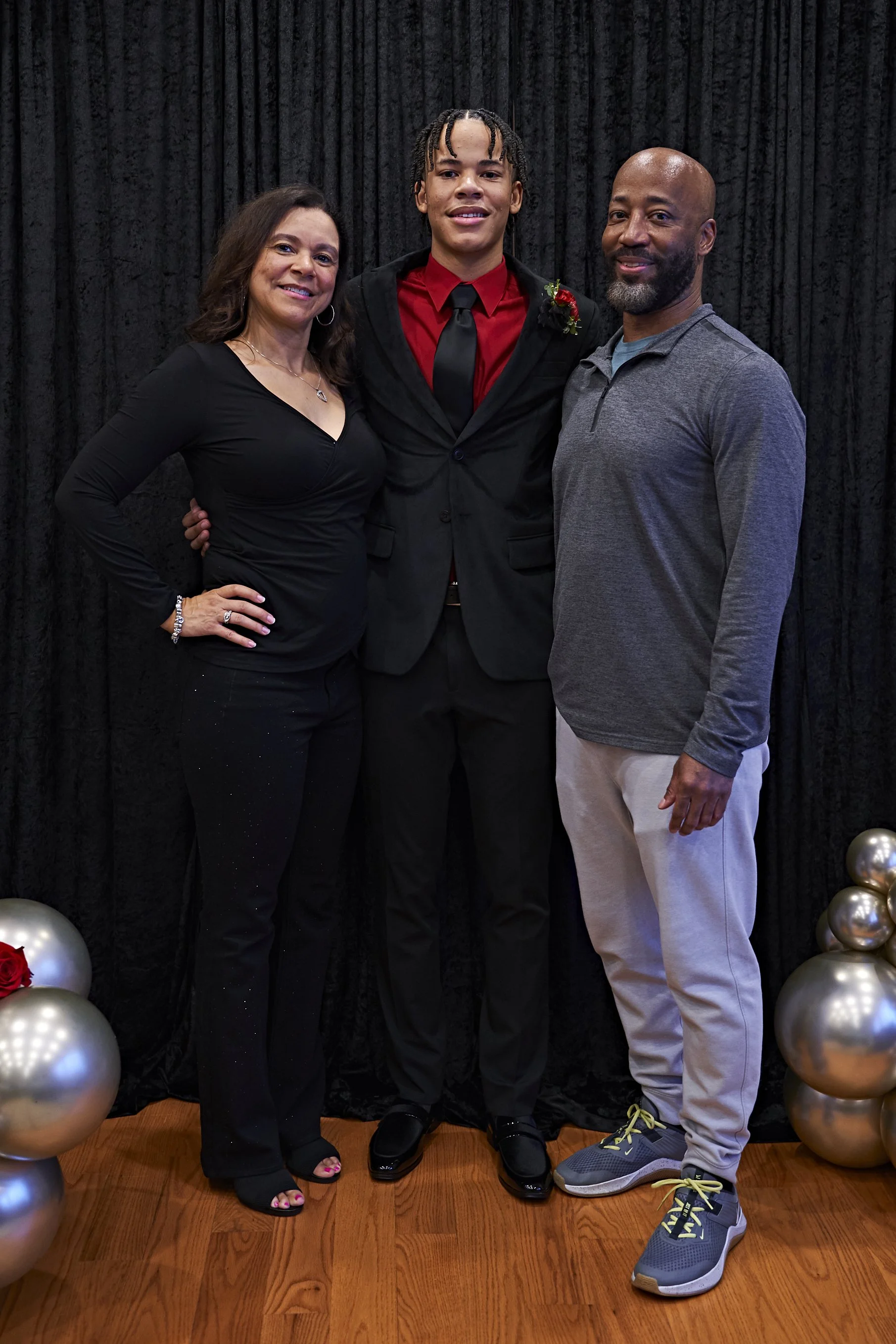 KE25Prom_079.jpg