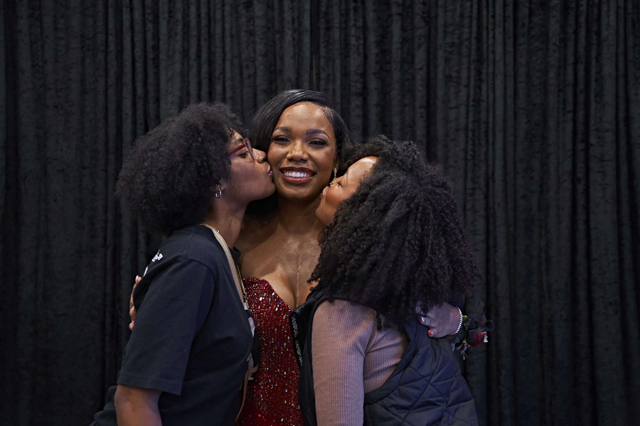 KE25Prom_093.jpg